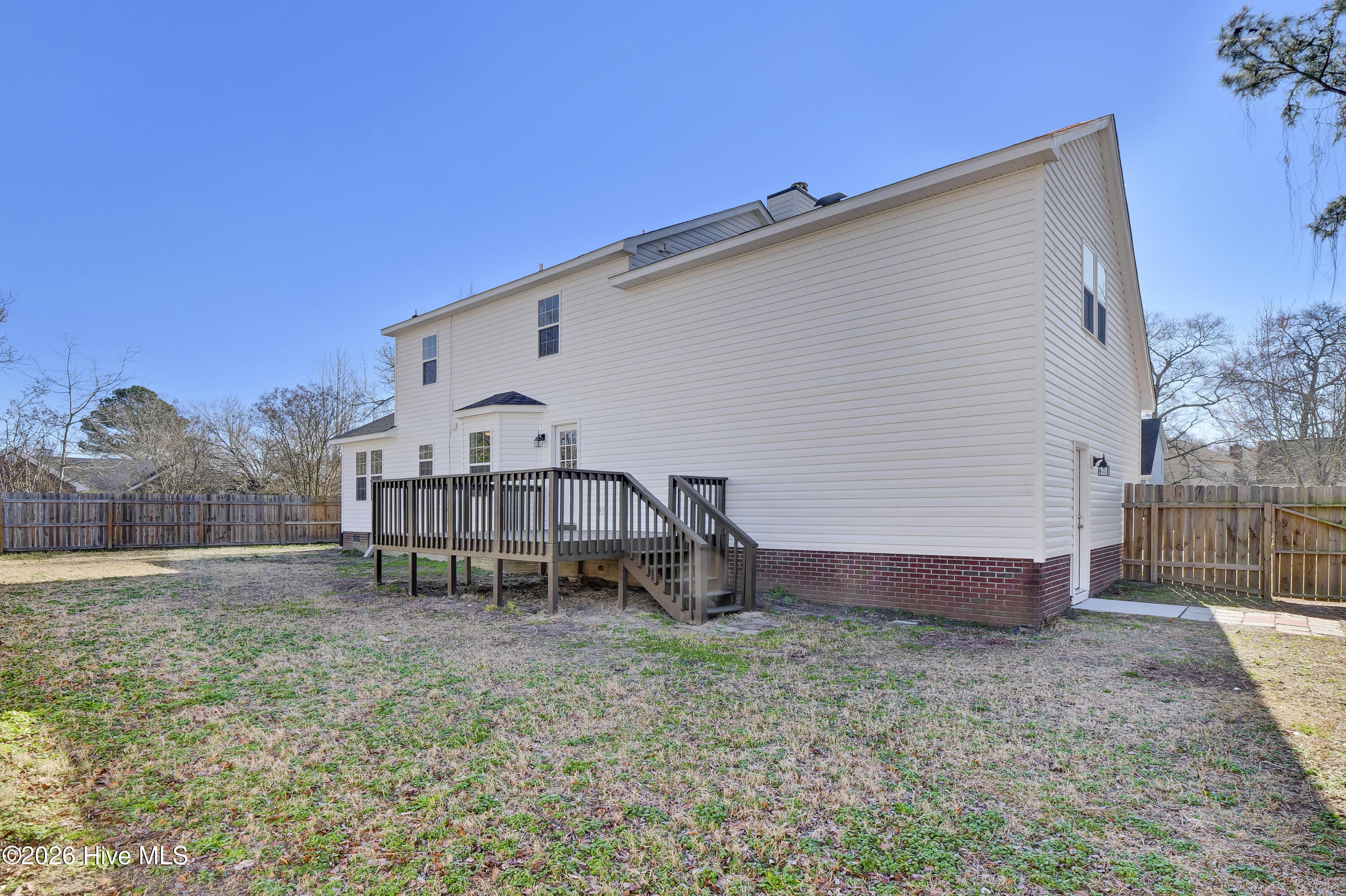 100556678 | Photo 32