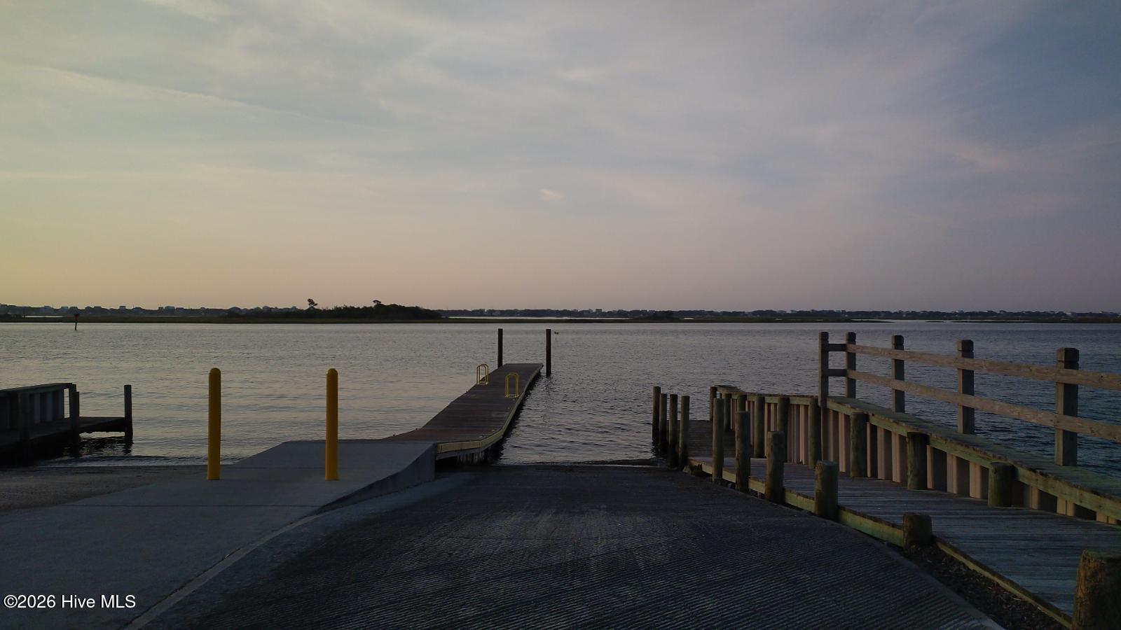 100553284 | Photo 25