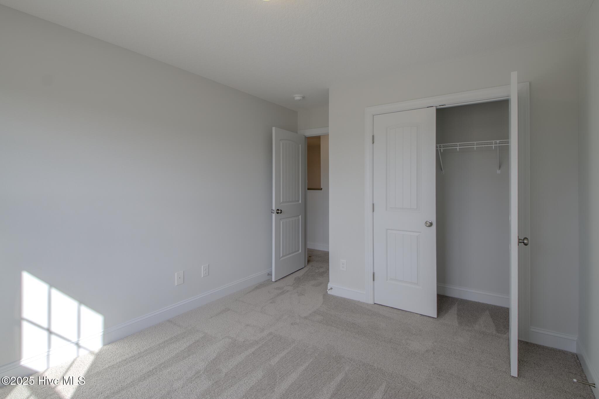 100512966 | Photo 25