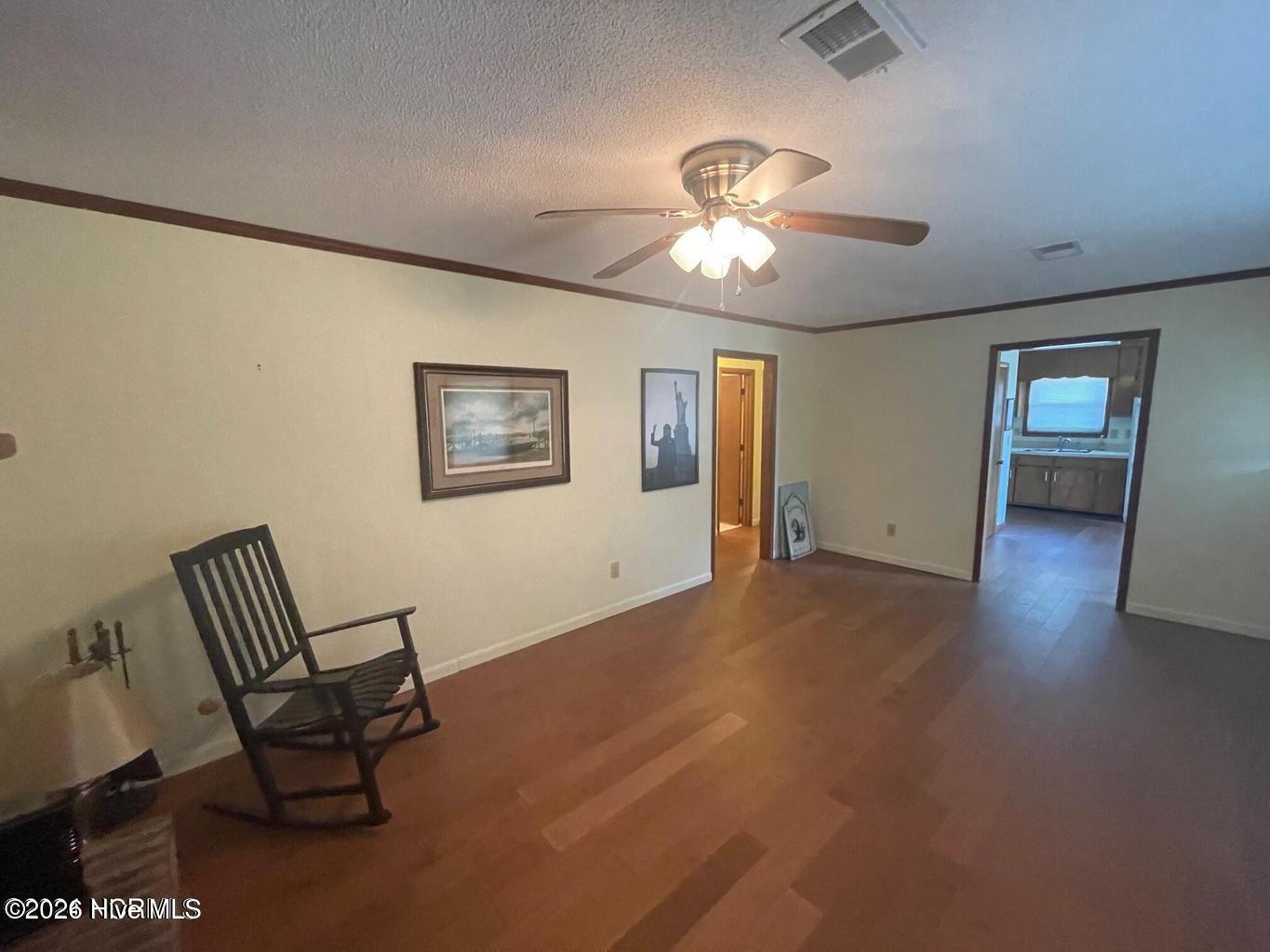 100564016 | Photo 10