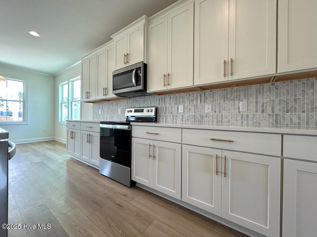 100479294 | Photo 25