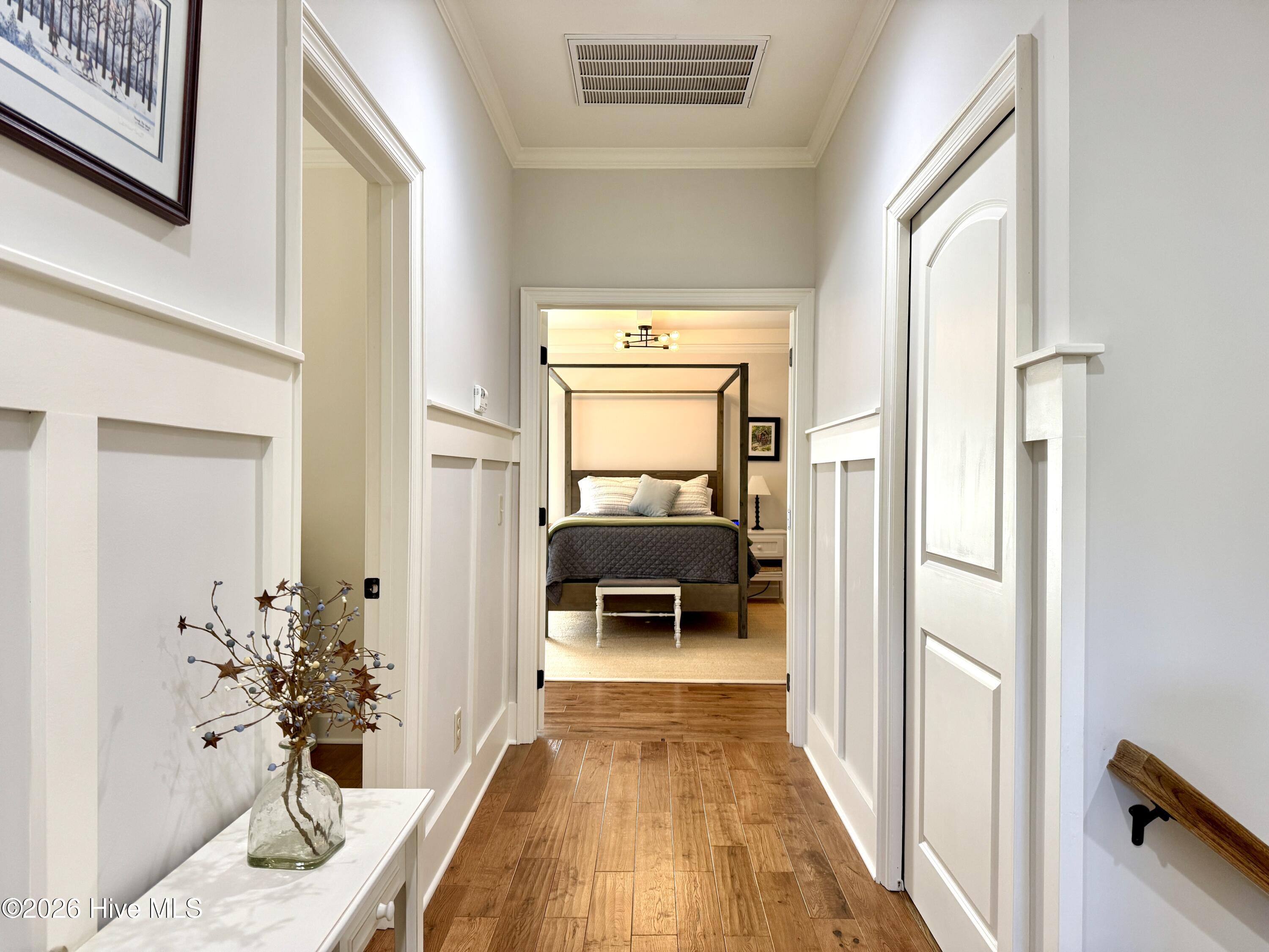 100565124 | Photo 31