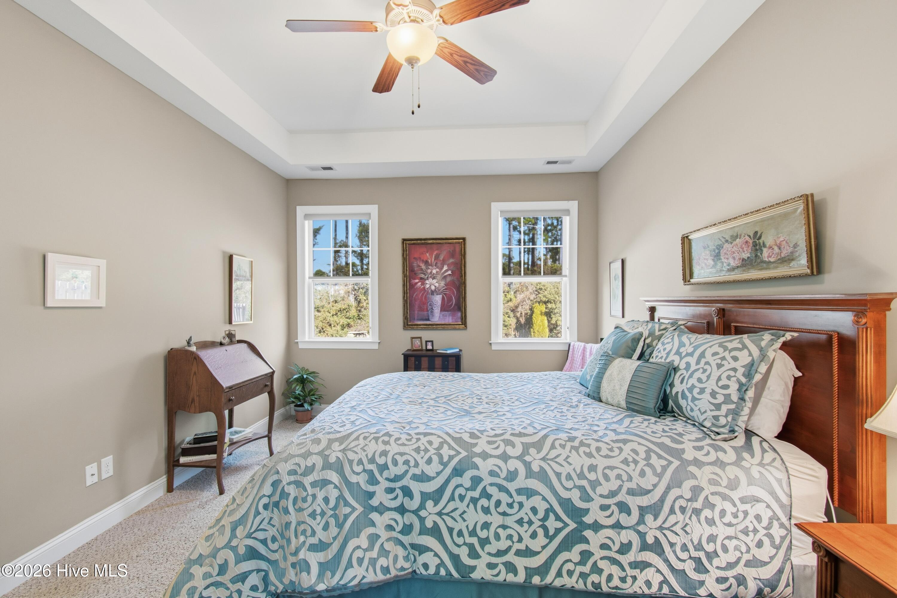 100547718 | Photo 19