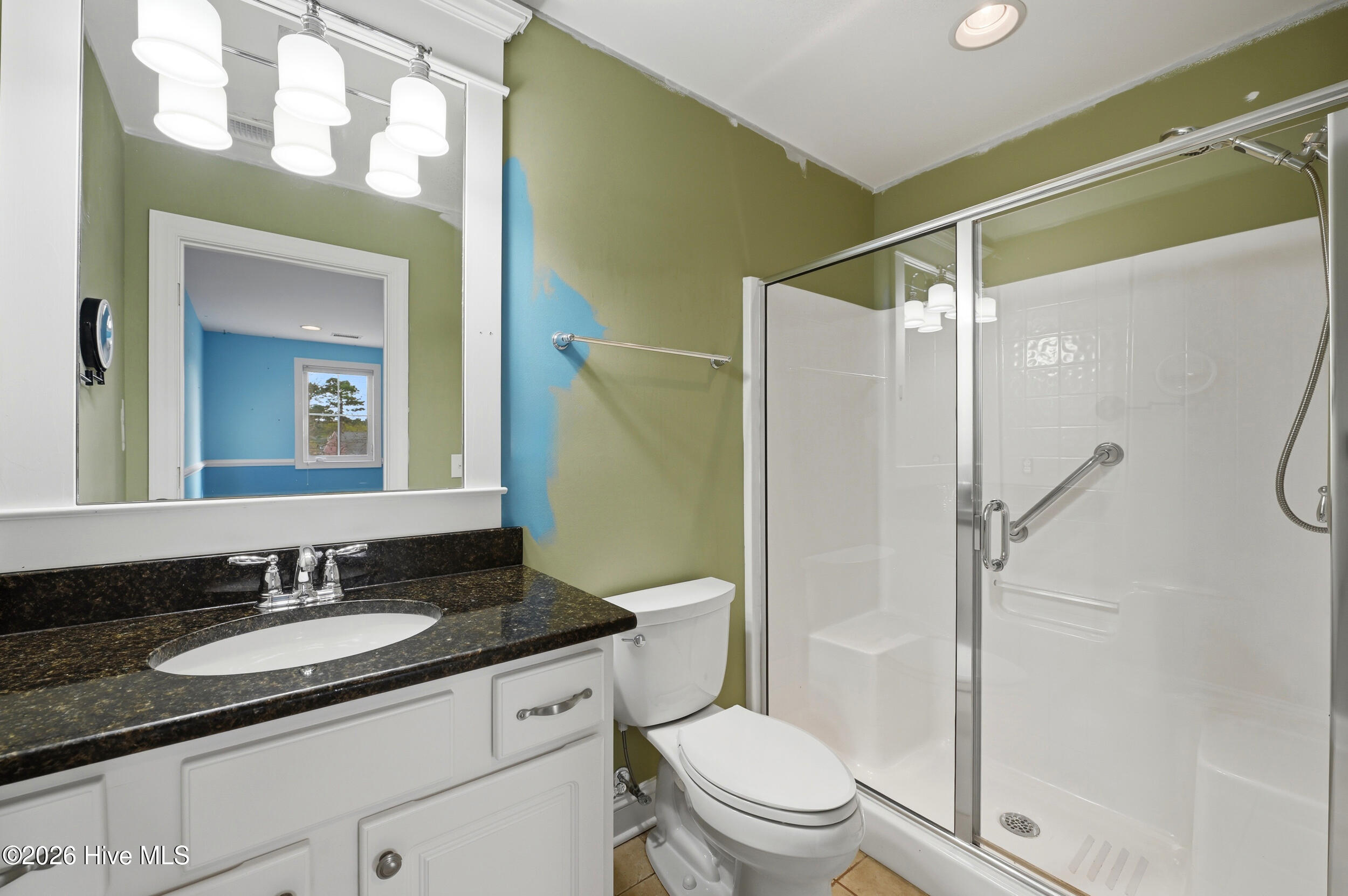 100566380 | Photo 31