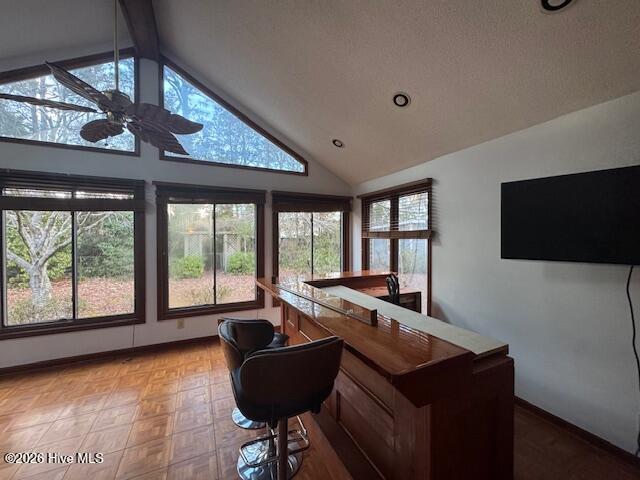 100551692 | Photo 16