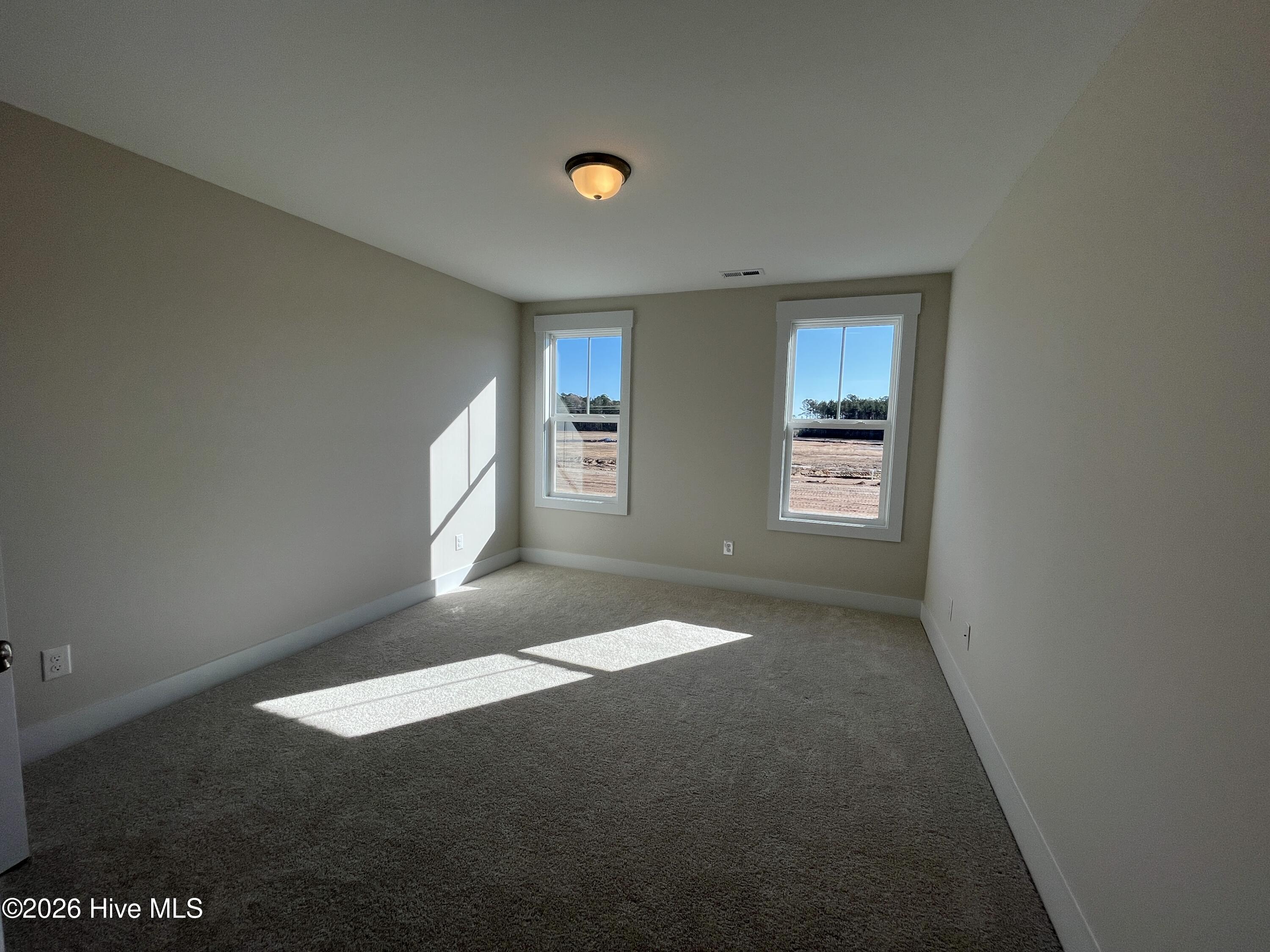 100544974 | Photo 16