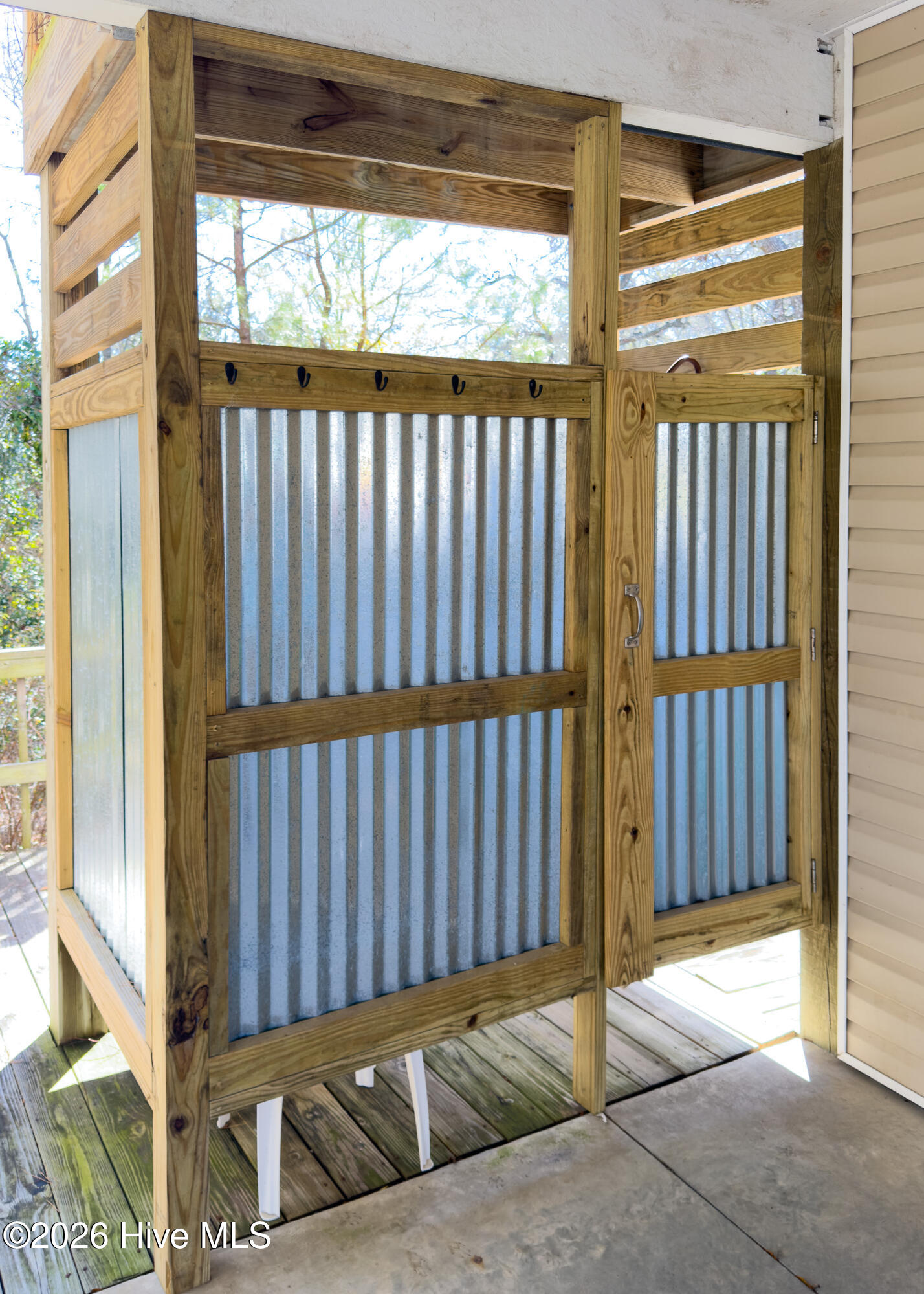 100551312 | Photo 37