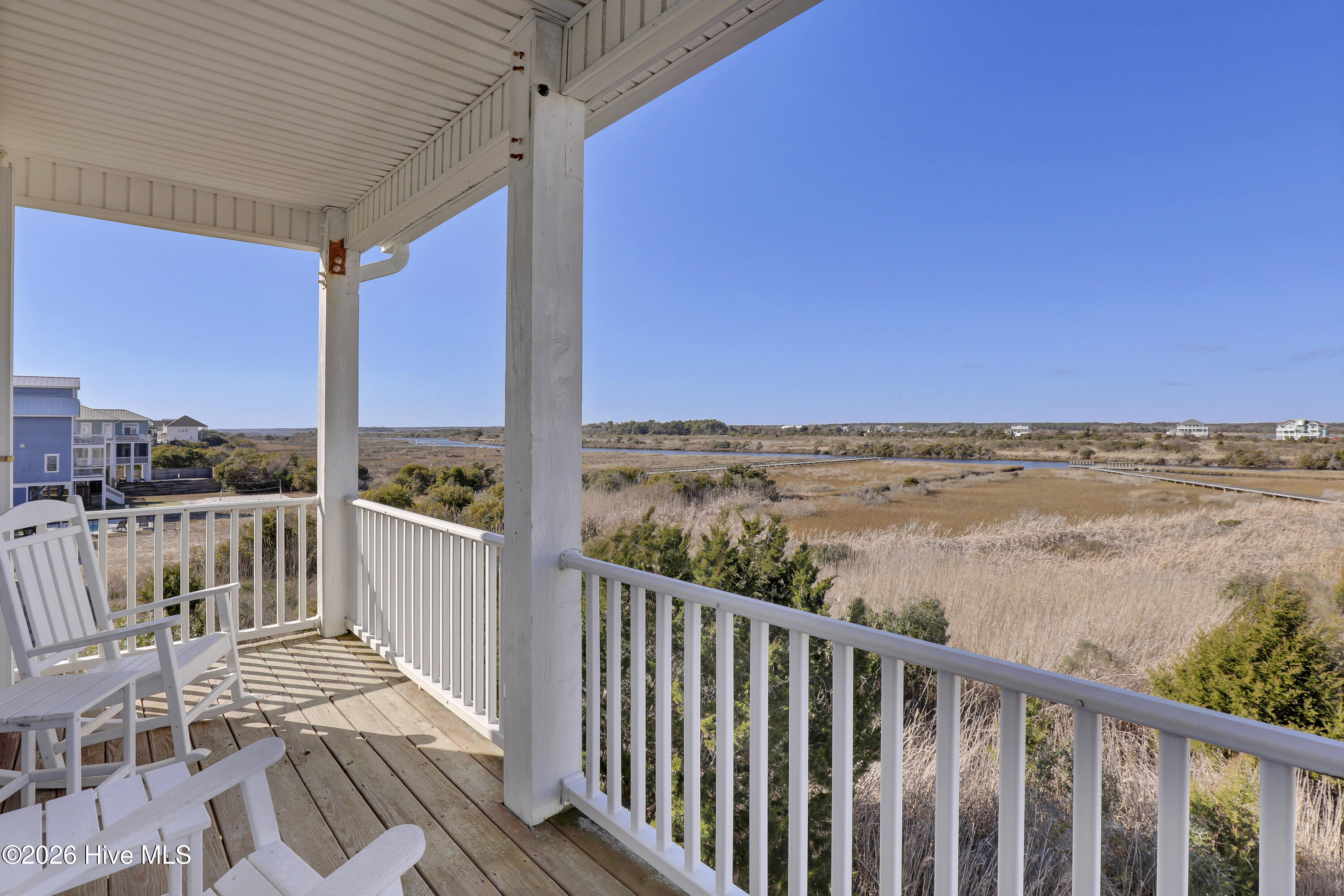 100550278 | Photo 30