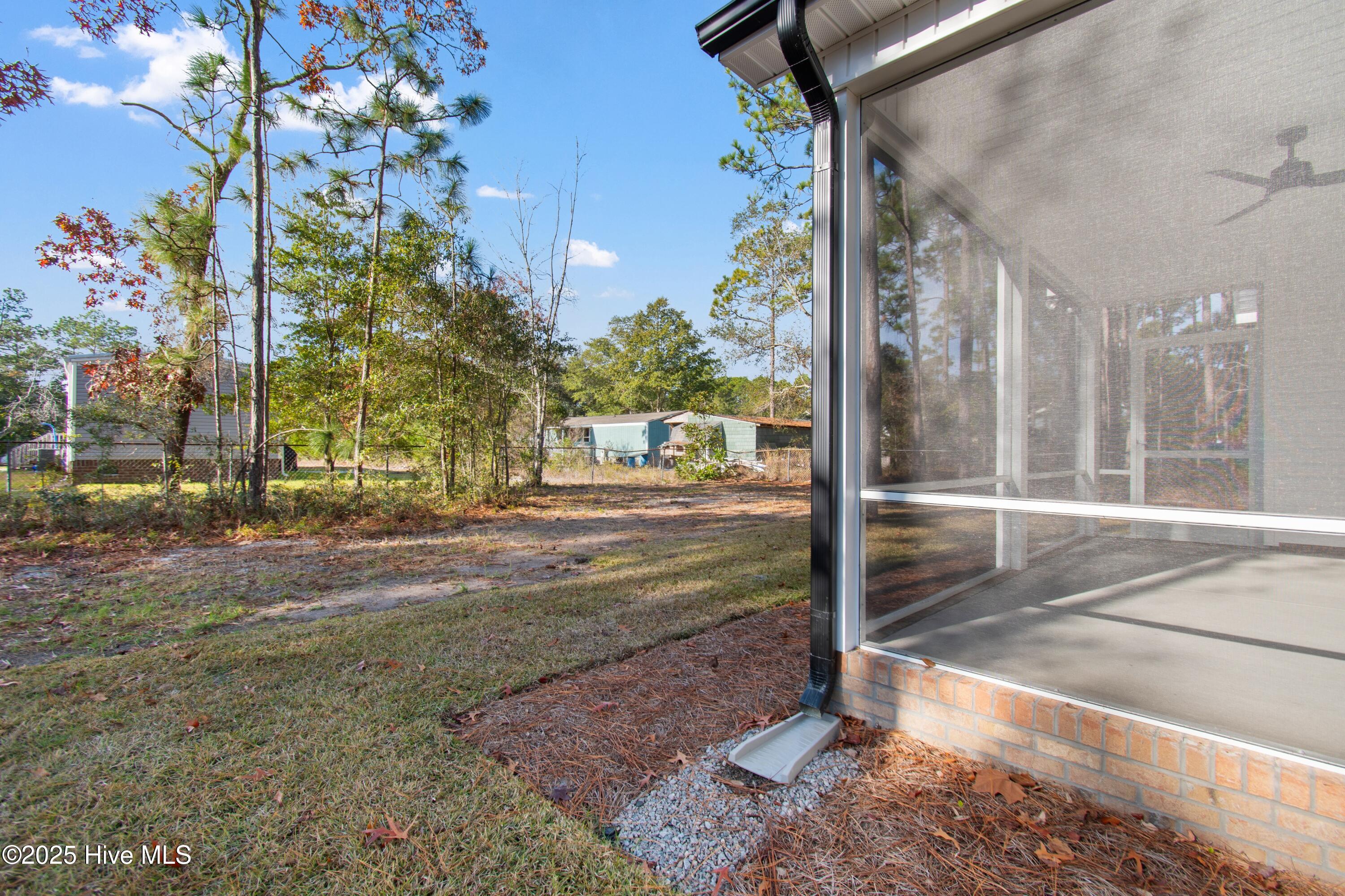 100505840 | Photo 35