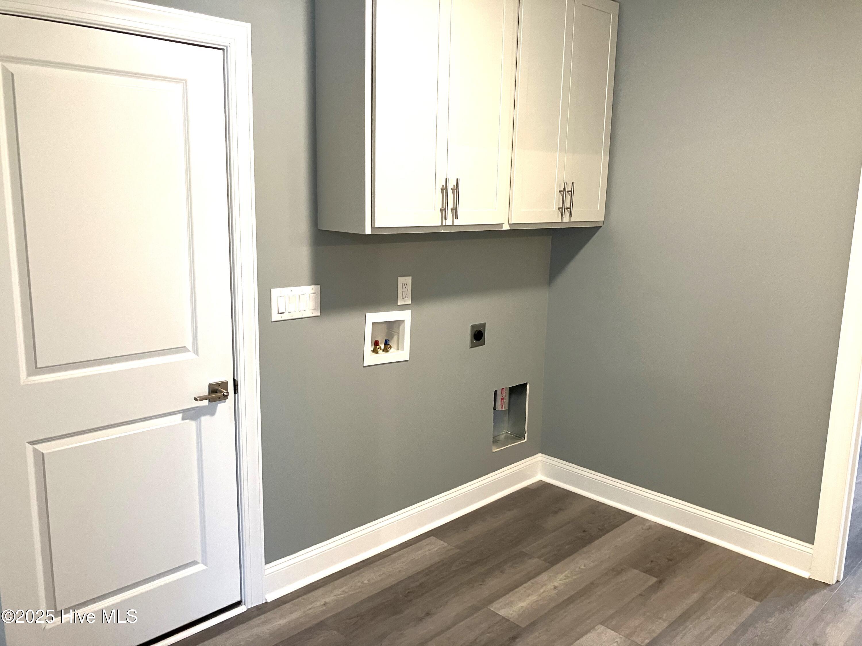 100514159 | Photo 47