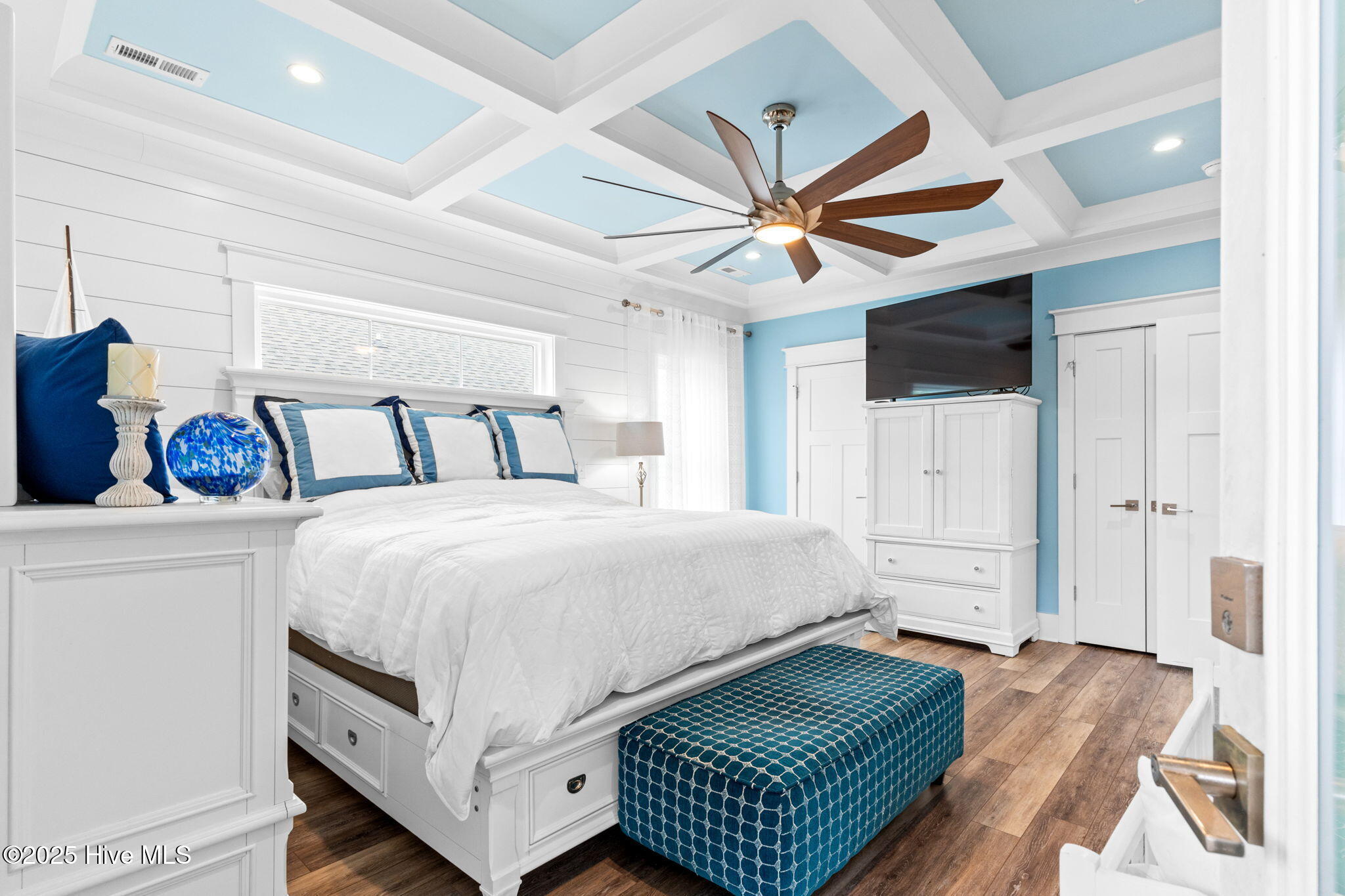 100543209 | Photo 29