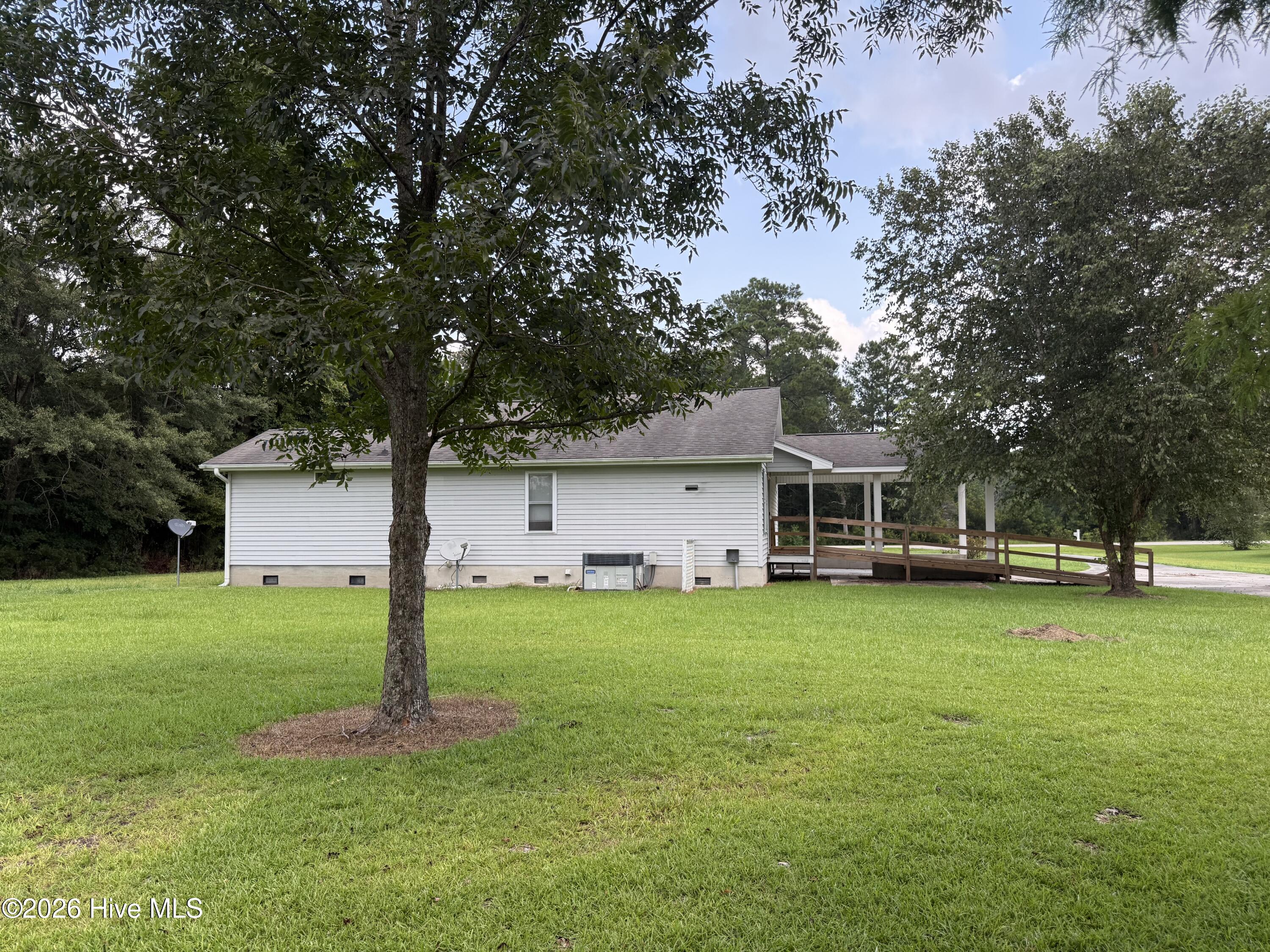 564 Alligator Loop Road,Merritt