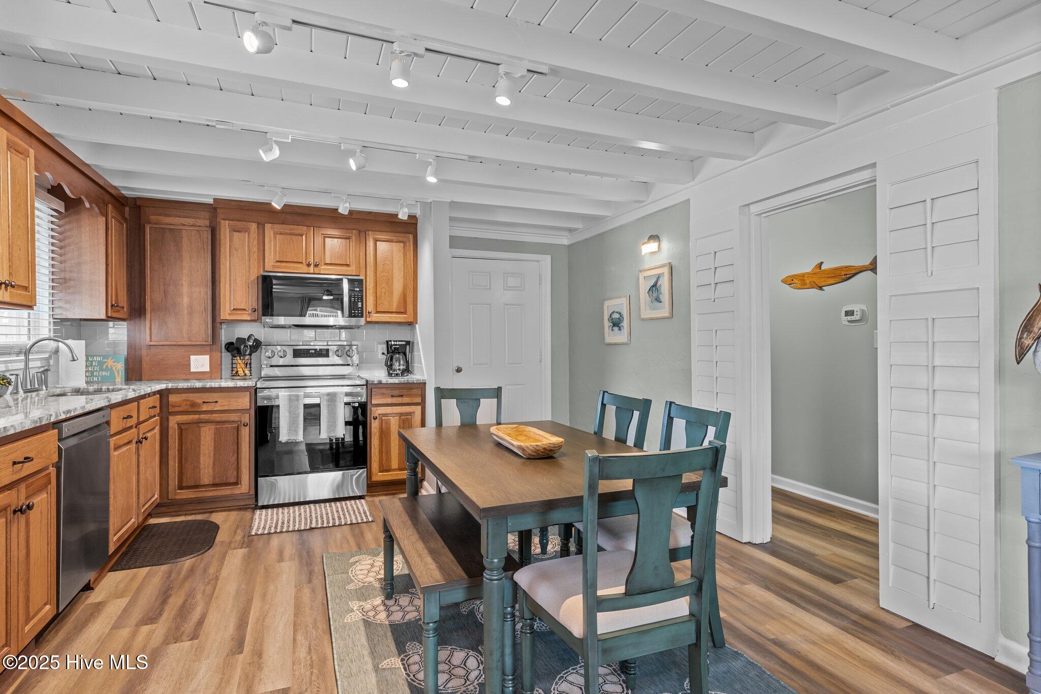 125 Pelican Drive,Atlantic Beach