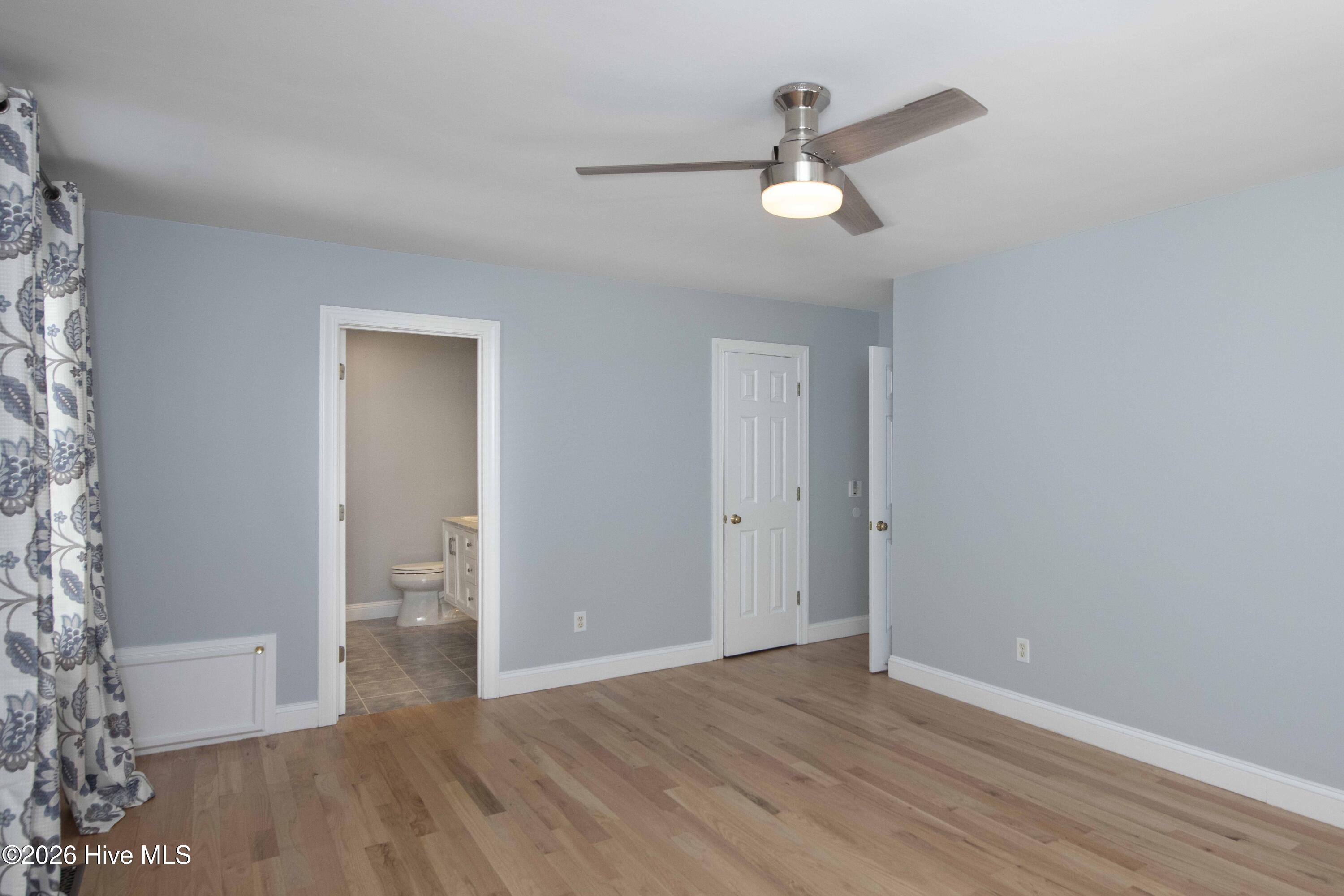 100563041 | Photo 20