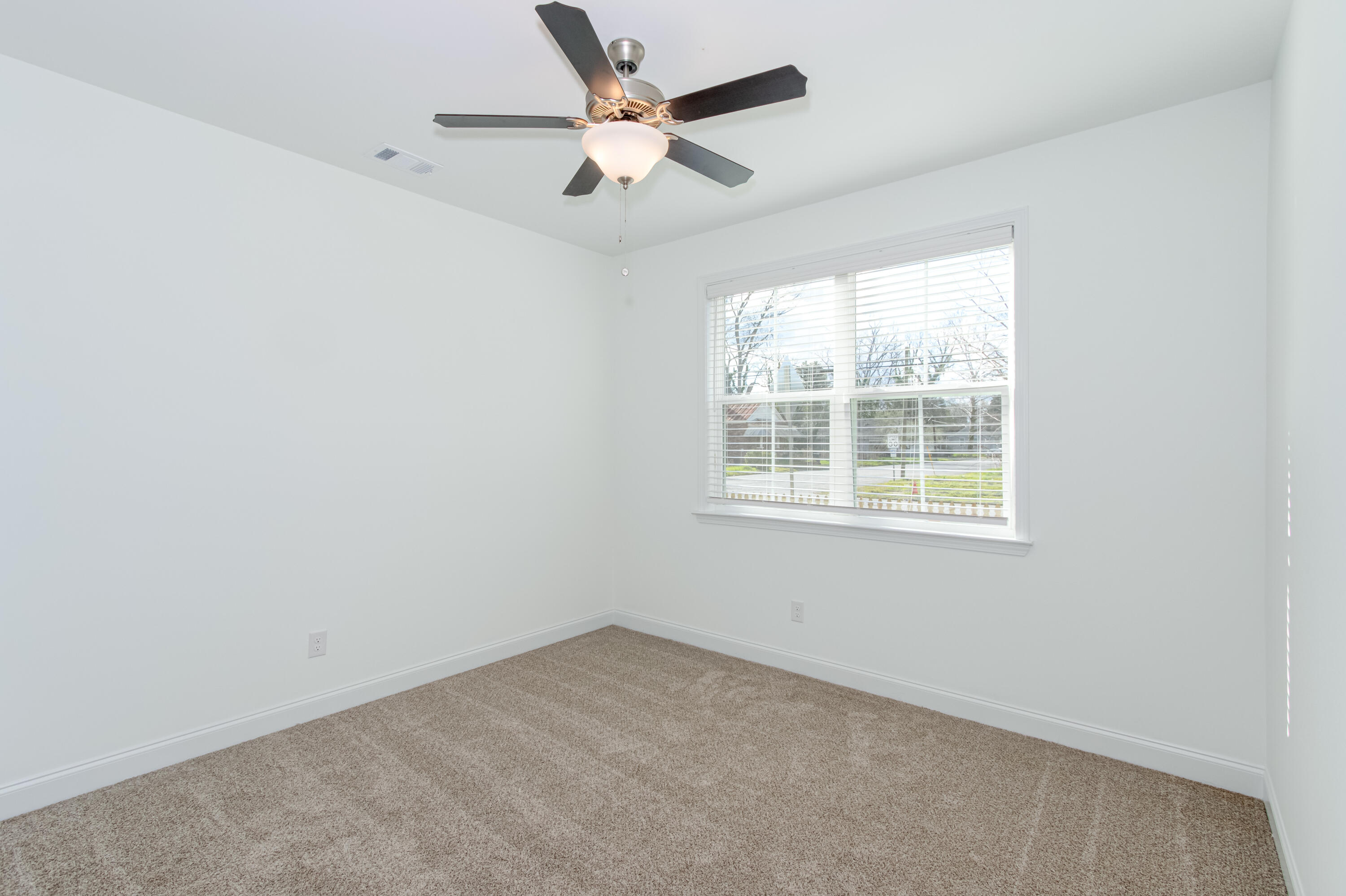 2nd St, 526, Interior-8