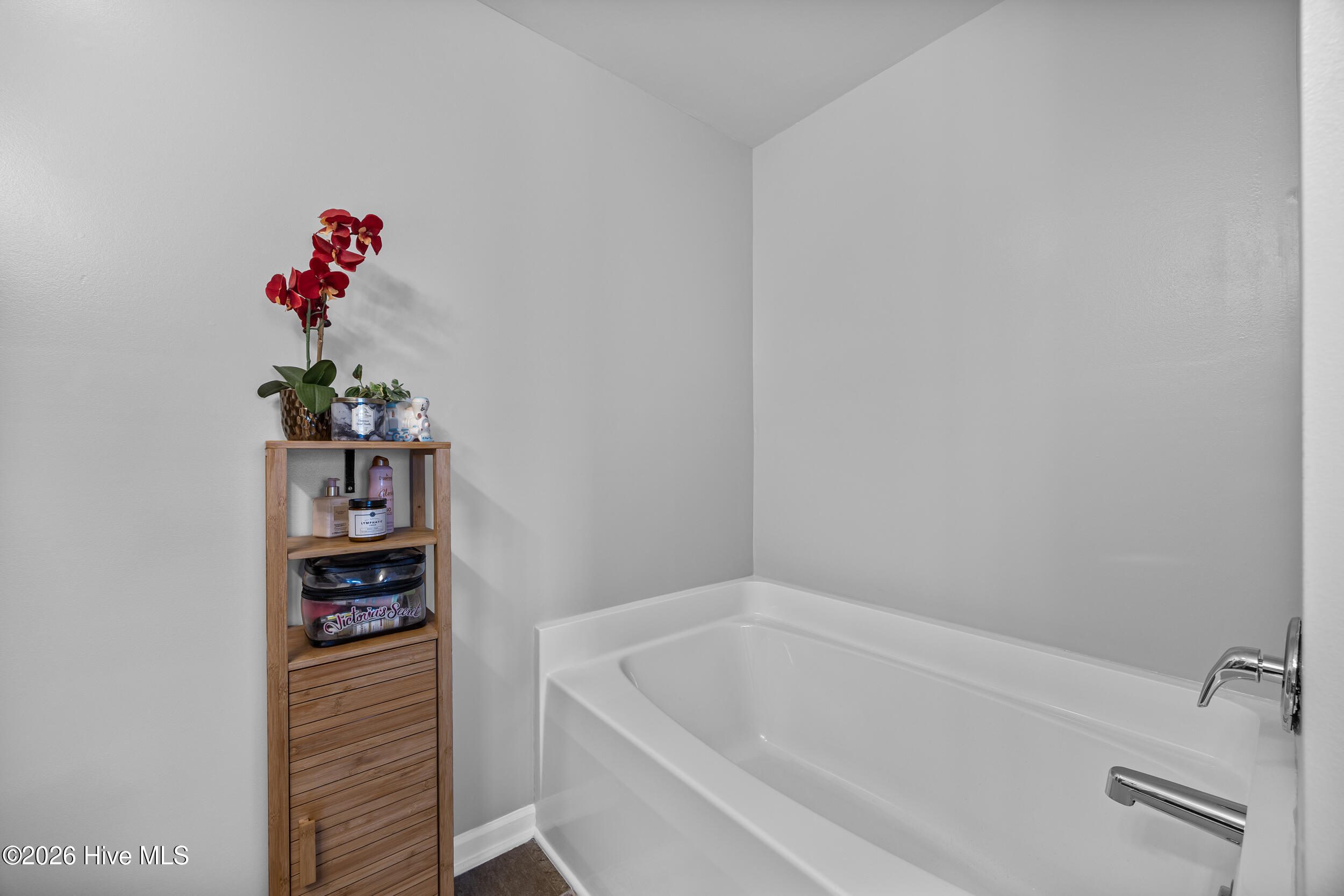 100559888 | Photo 29