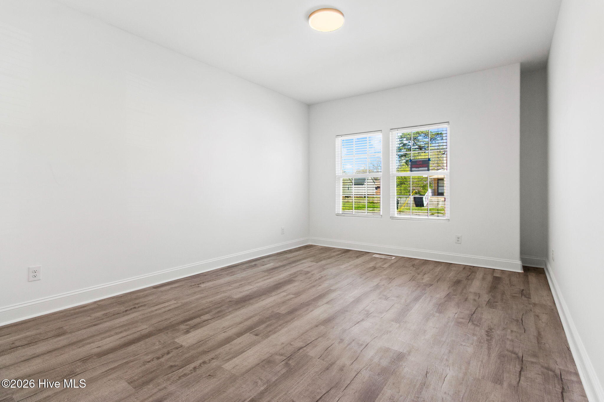 305 W Cypress Street, Elizabeth City, NC, 27909