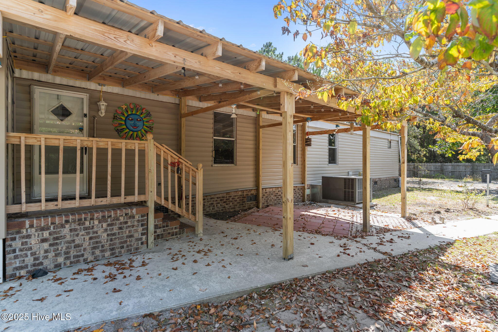 100531934 | Photo 39