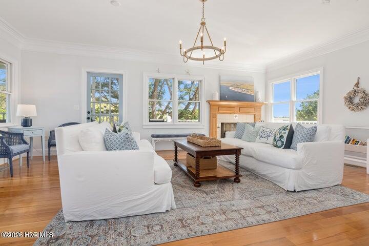 100557980 | Photo 18