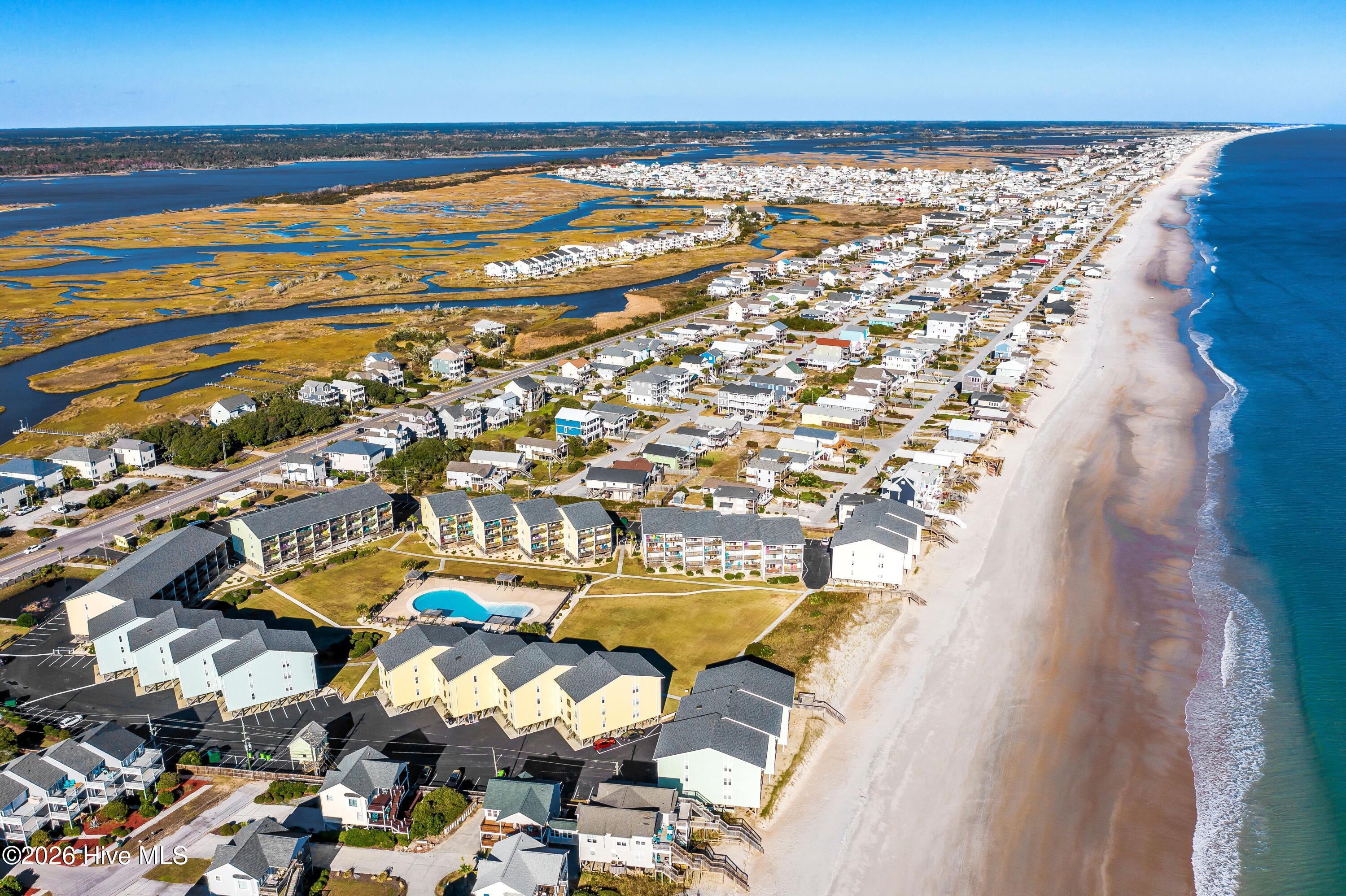 918 N New River Drive UNIT 331, Surf City, NC, 28445