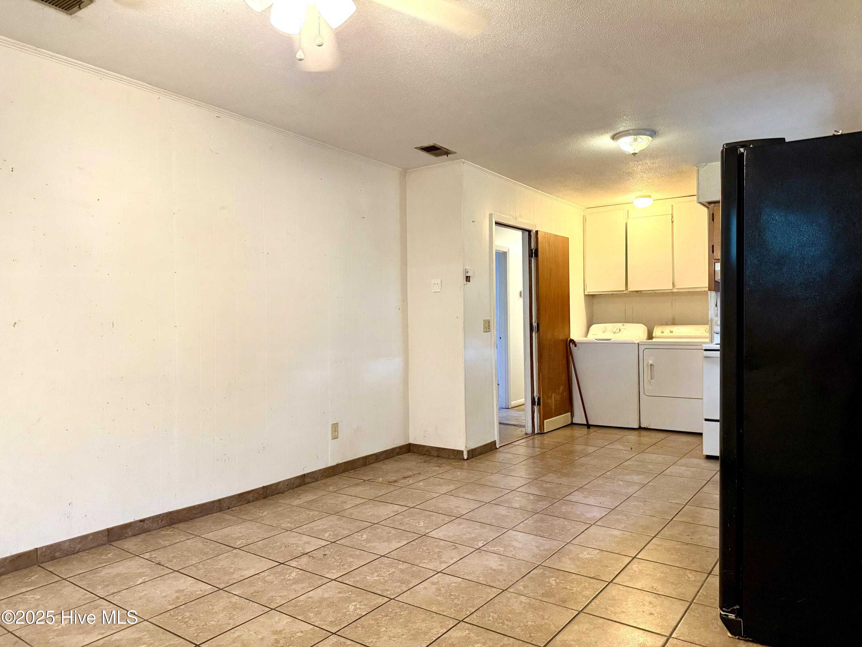 100530217 | Photo 14