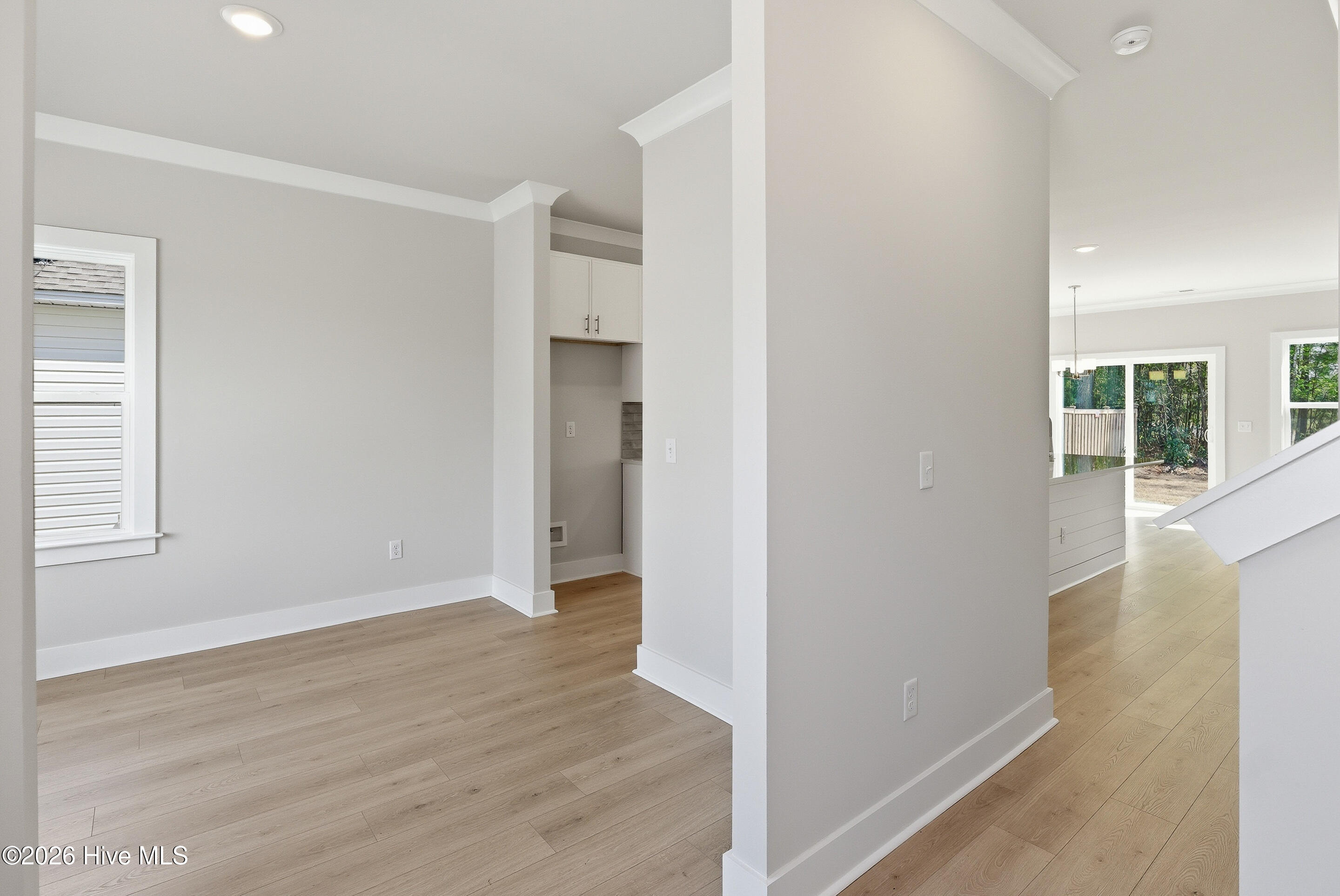 100547597 | Photo 10