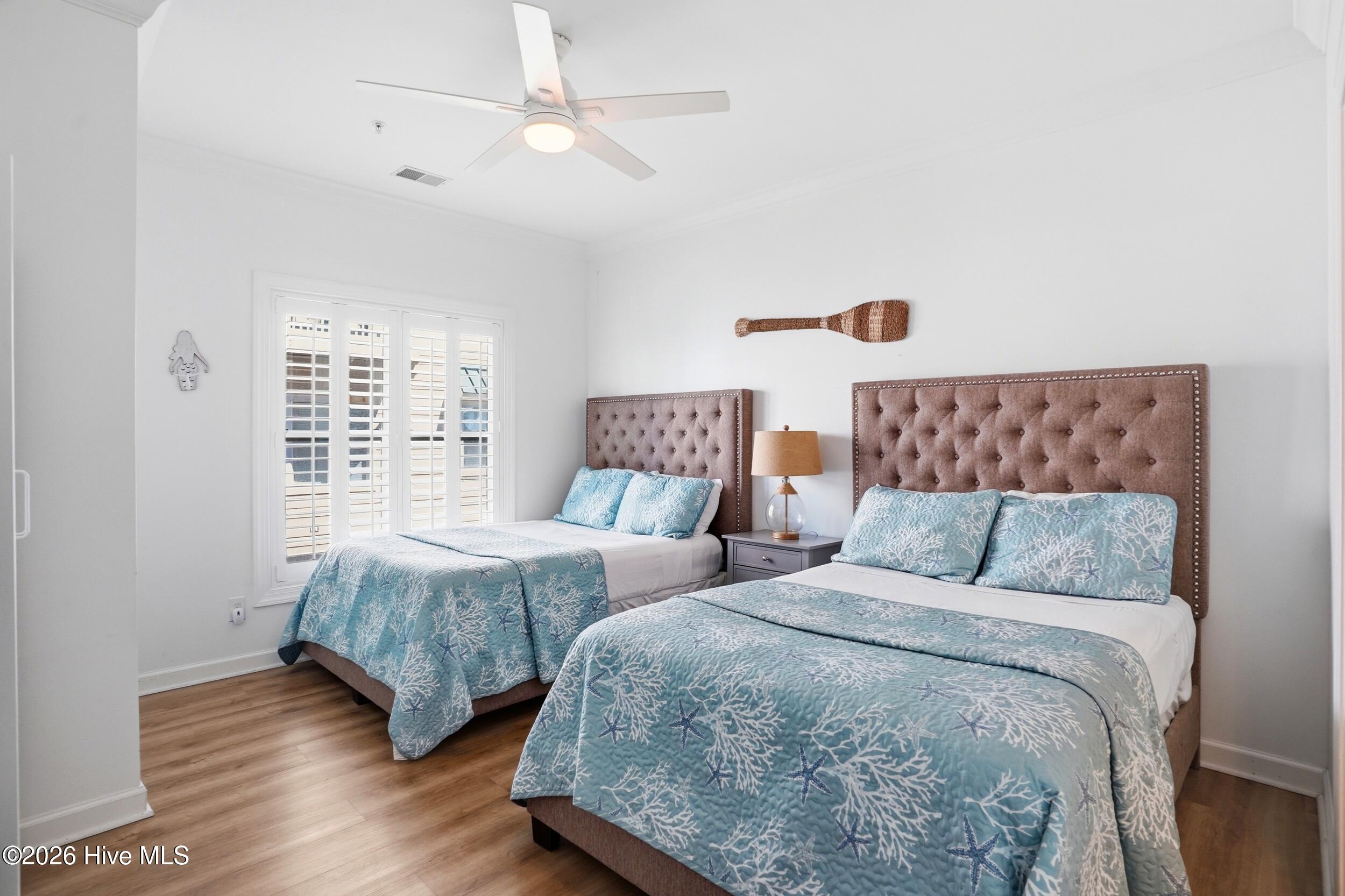 100567598 | Photo 22