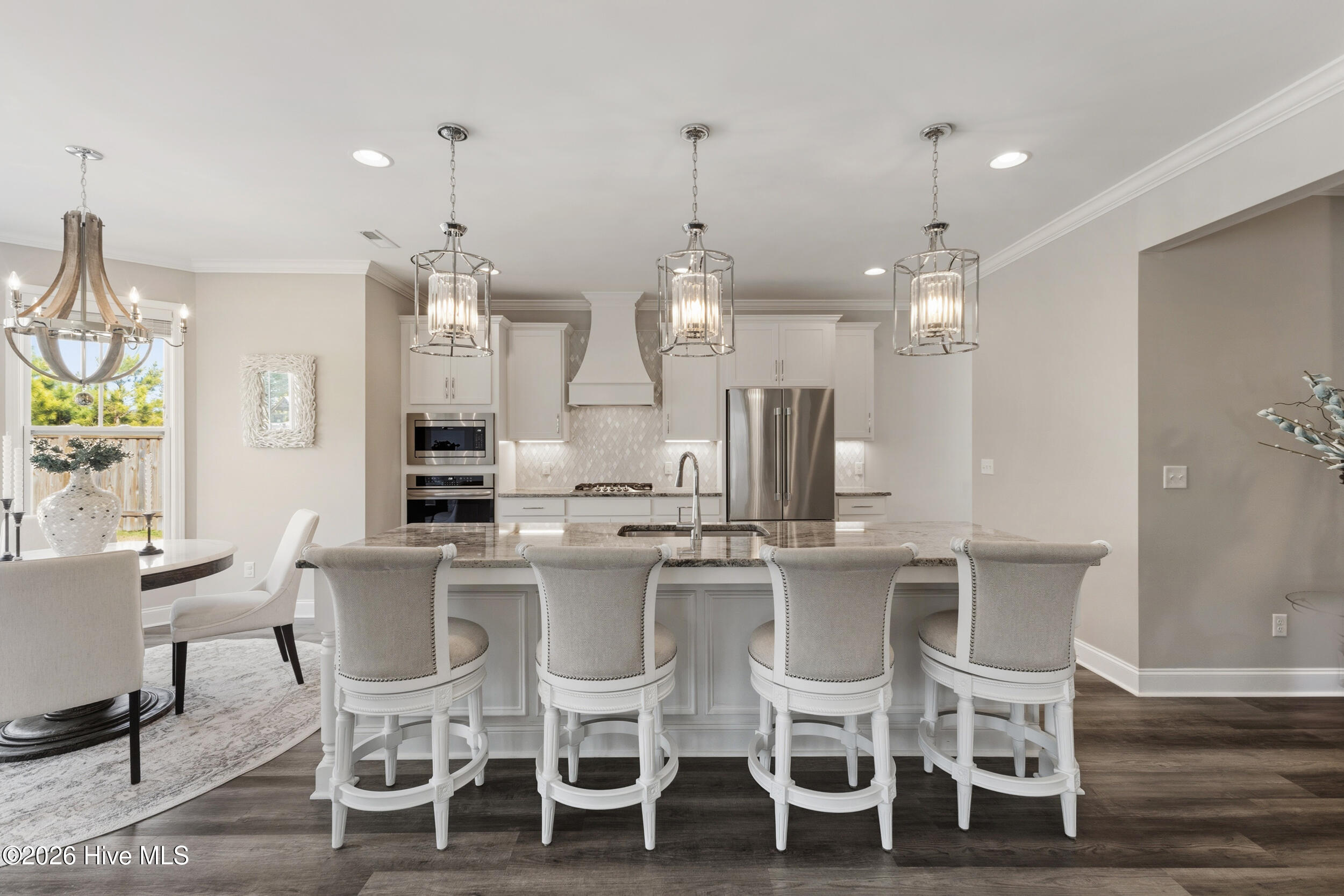 100558195 | Photo 17