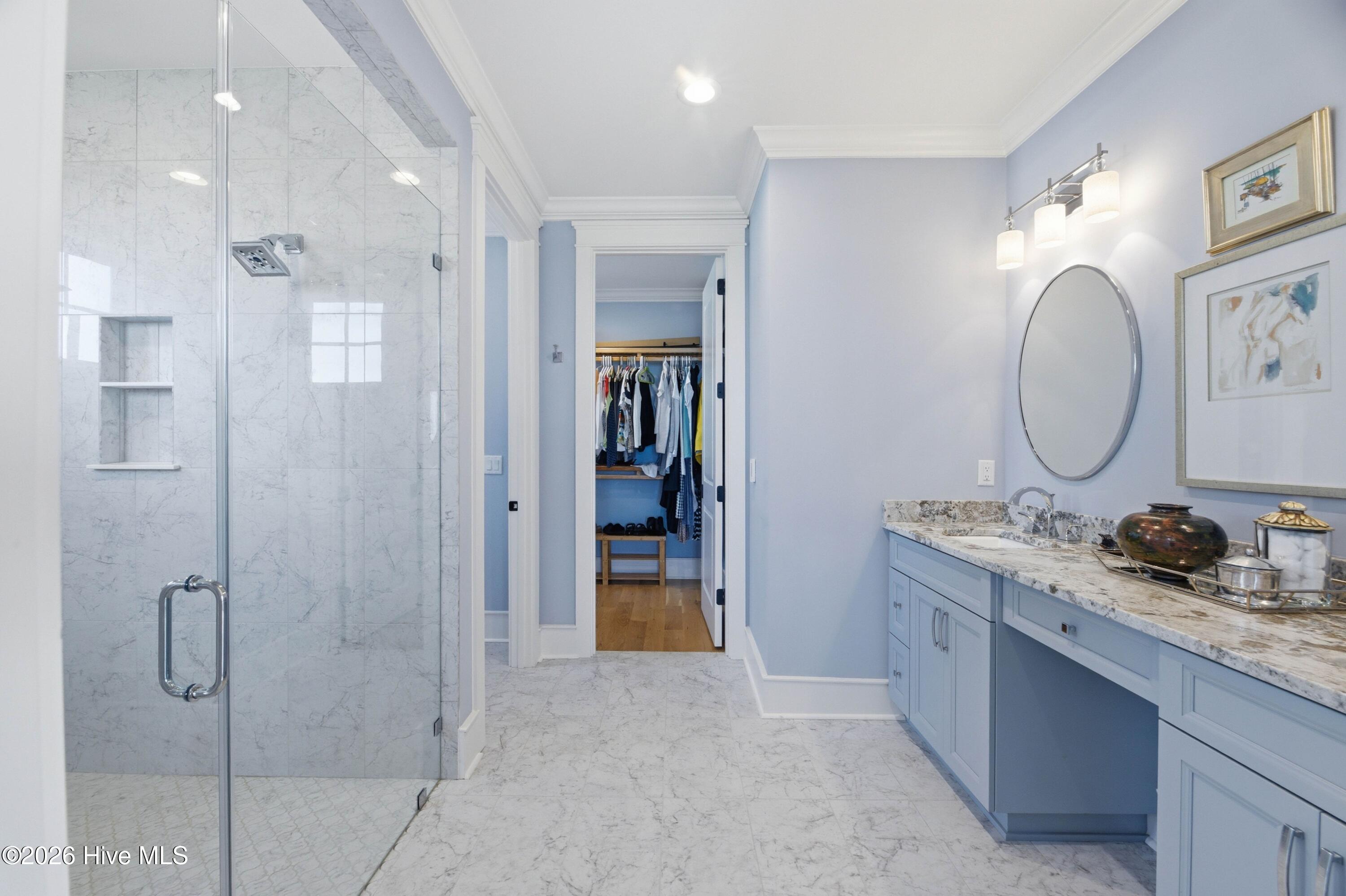 100564328 | Photo 20