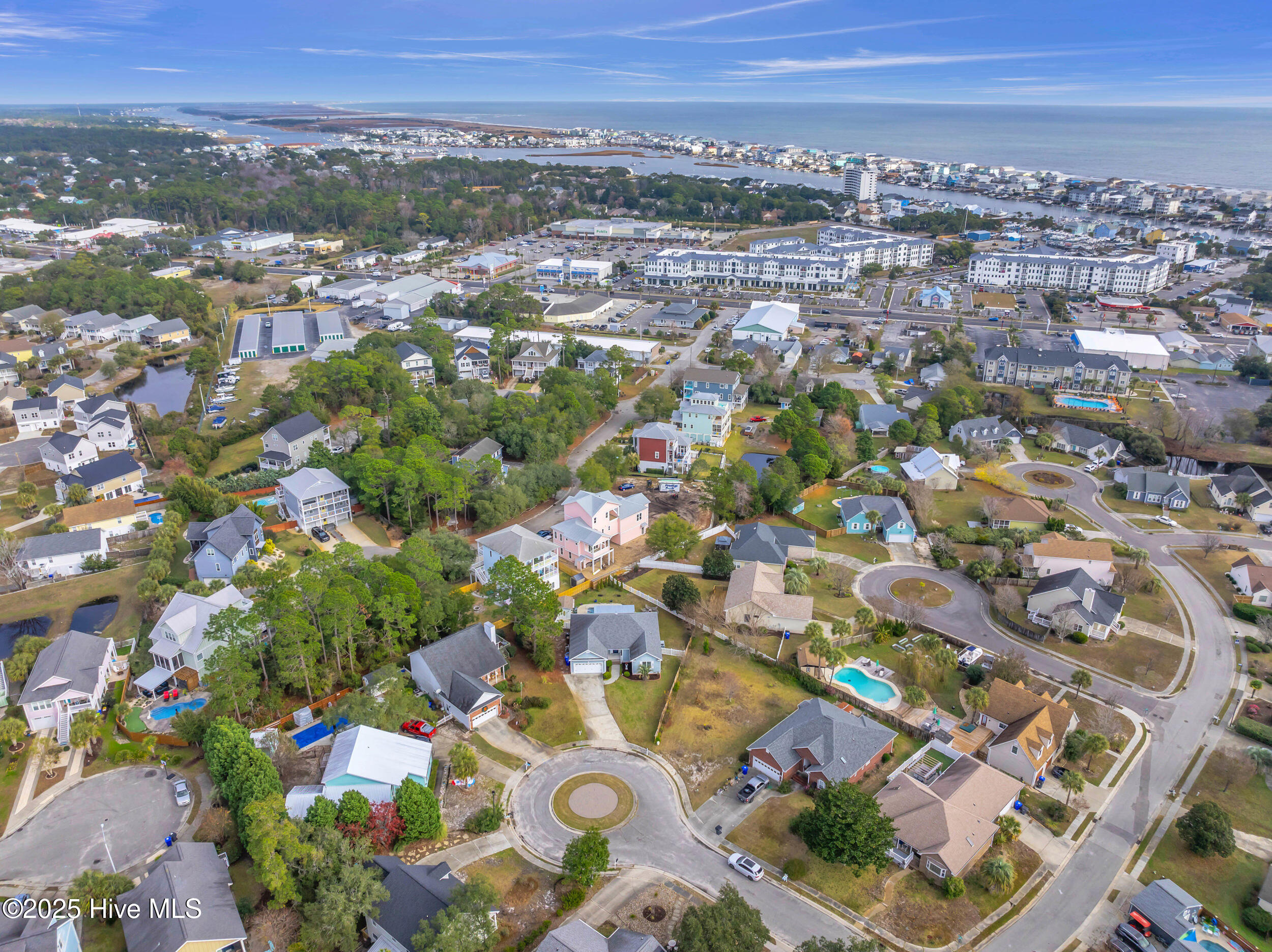 100543917 | Photo 53