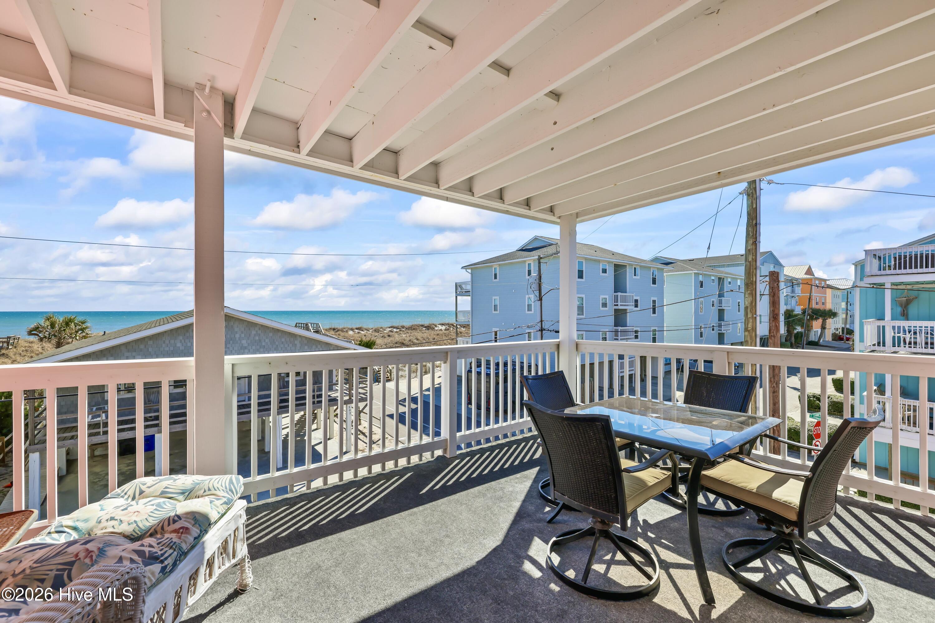 100552115 | Photo 10