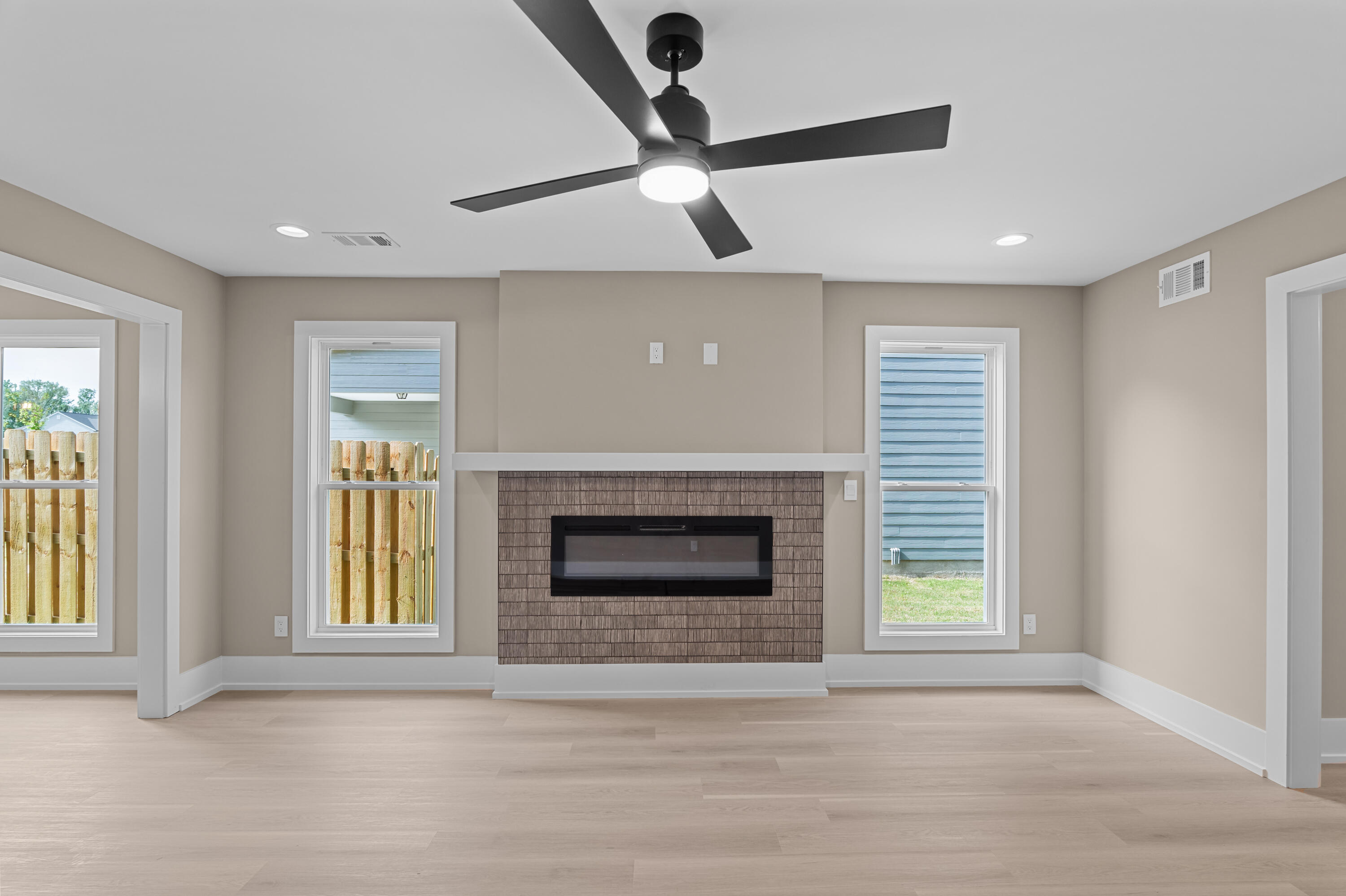 Electric Flushmount Fireplace