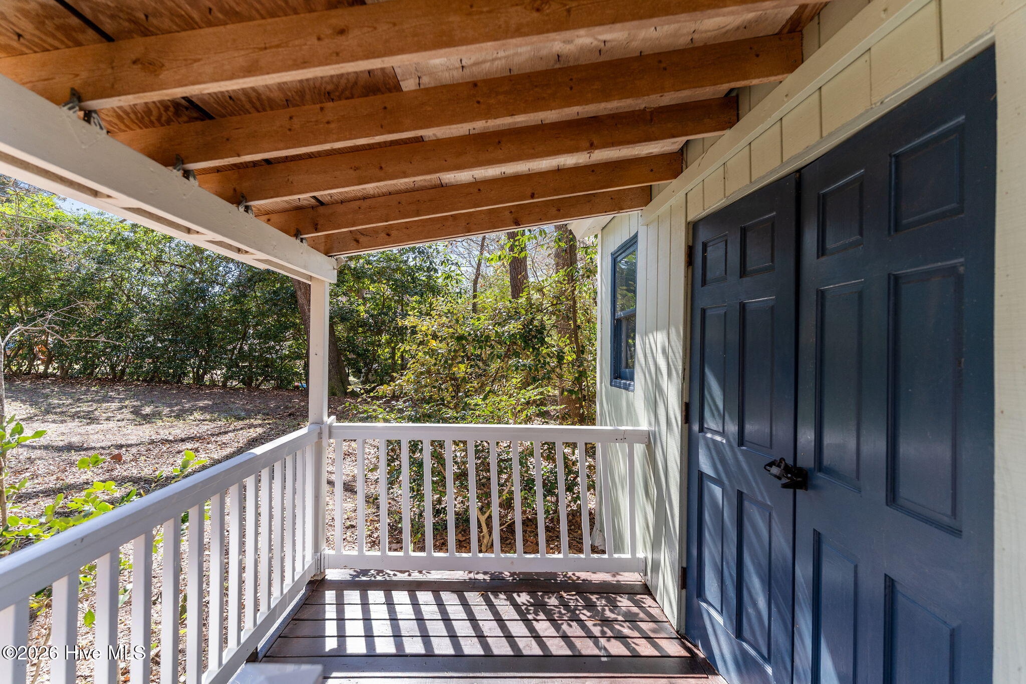 100556740 | Photo 40