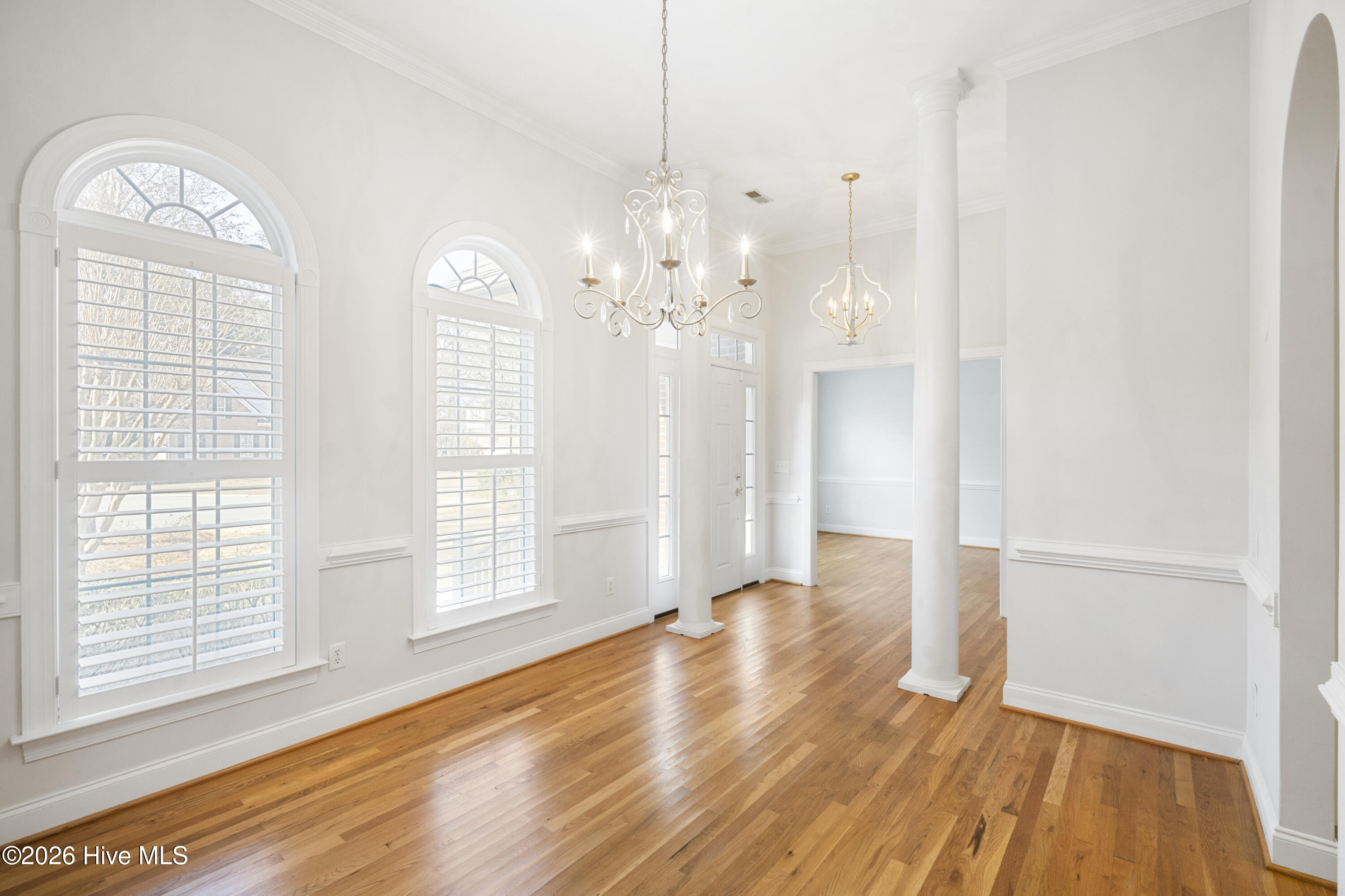 100550705 | Photo 12