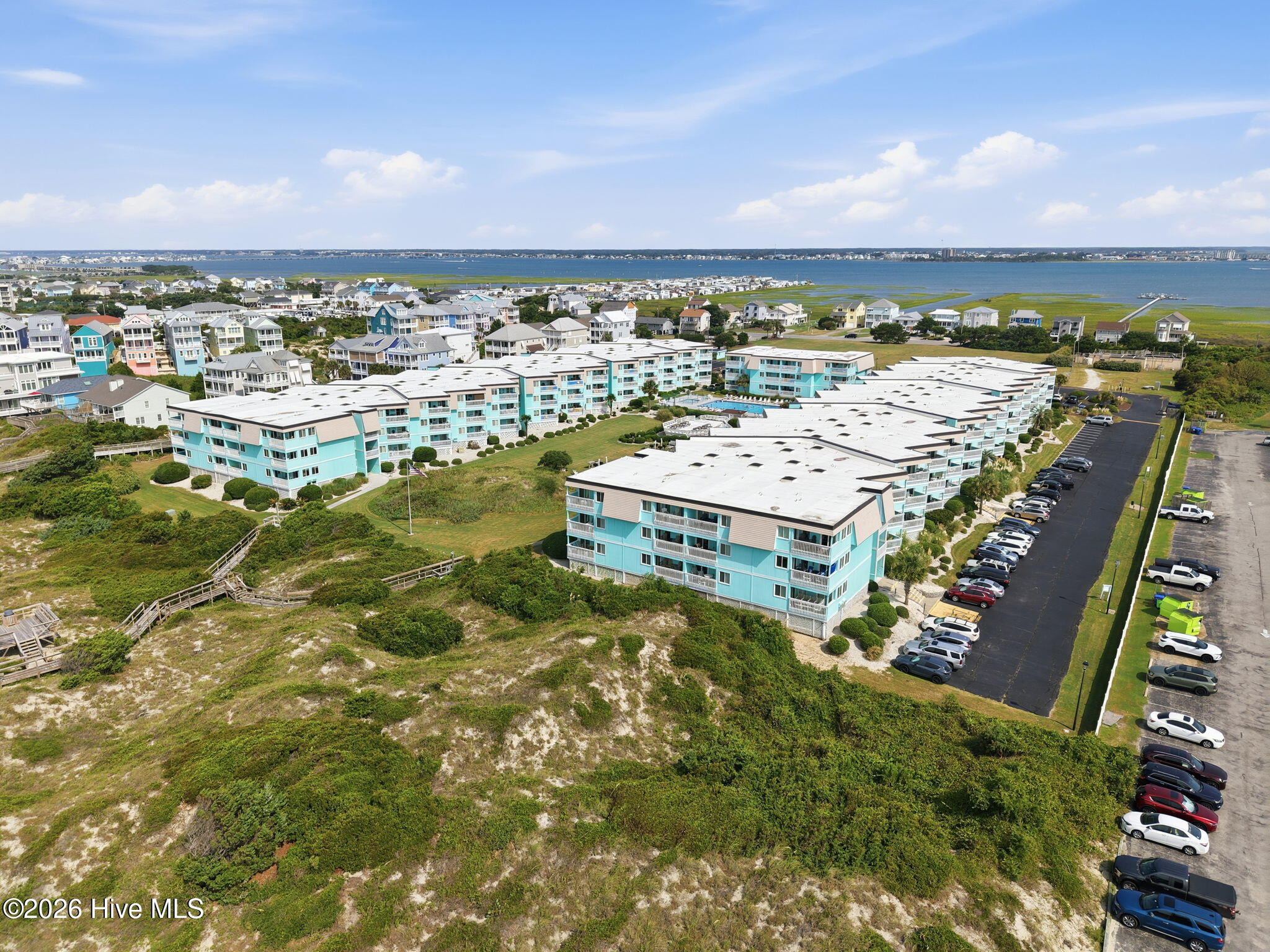 301 Commerce Way 