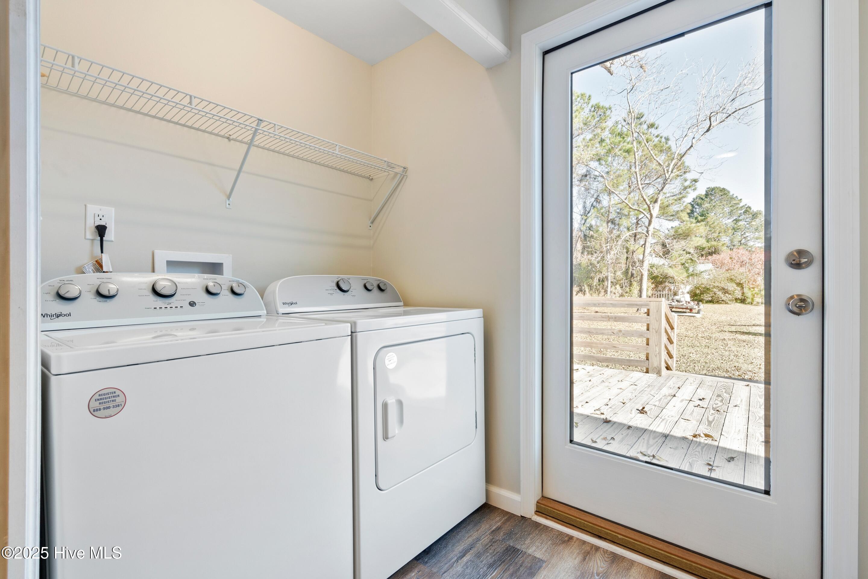 100545908 | Photo 33