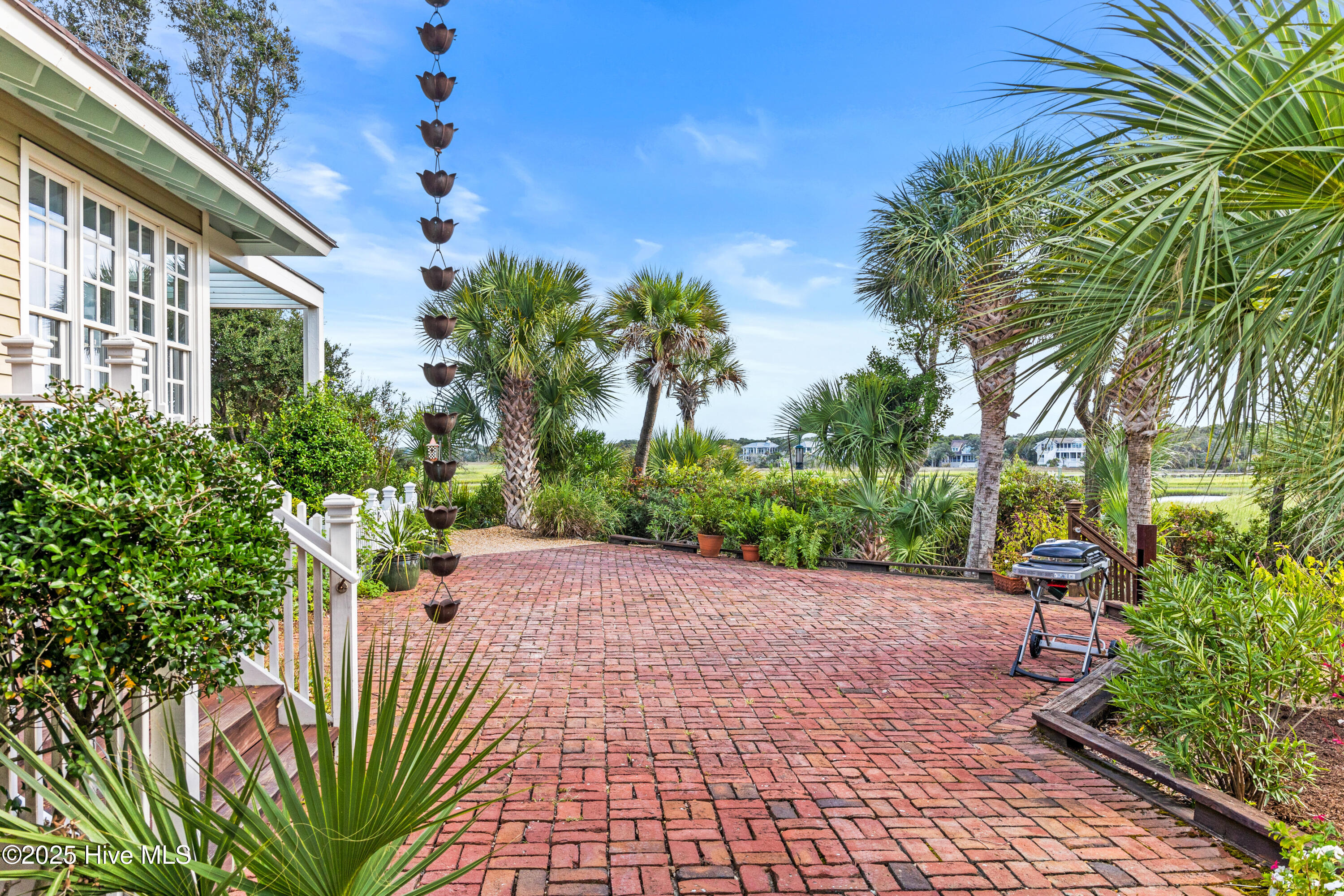 100531454 | Photo 81