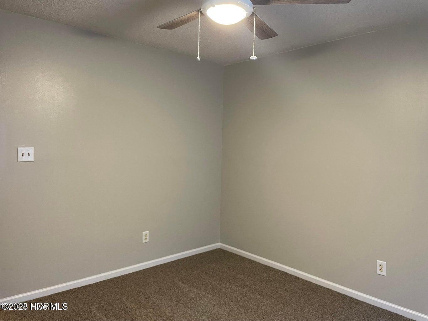 100560100 | Photo 10