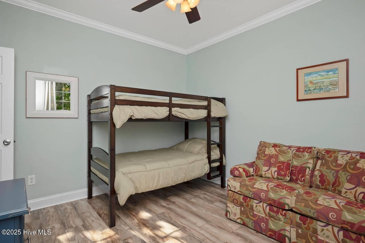 100541389 | Photo 34