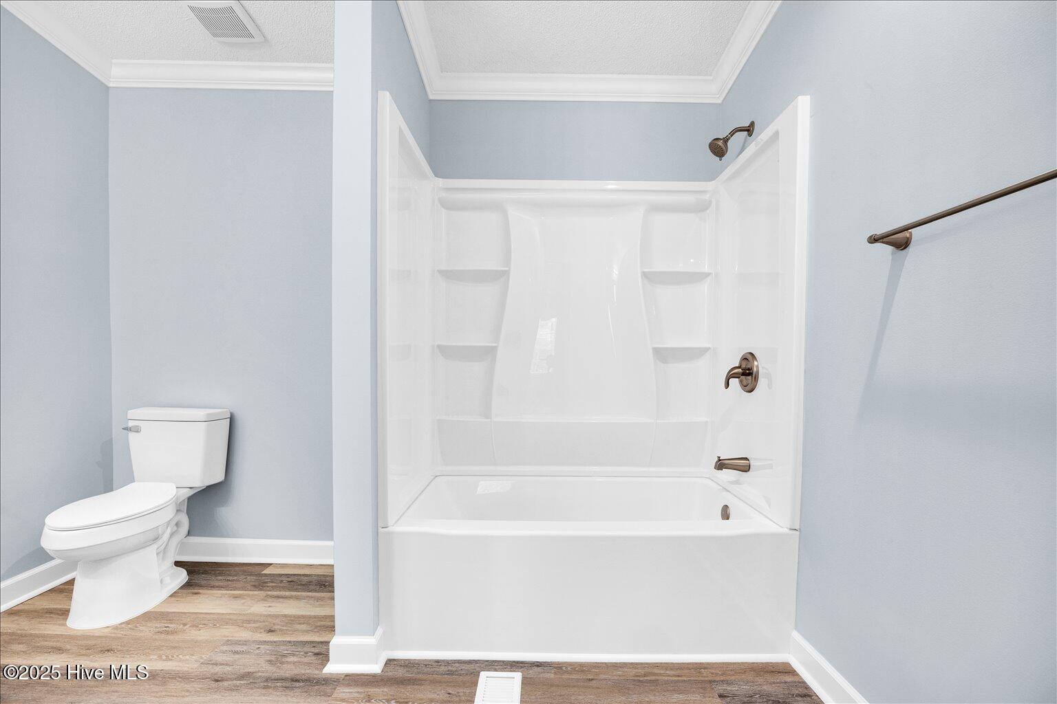 100546518 | Photo 16