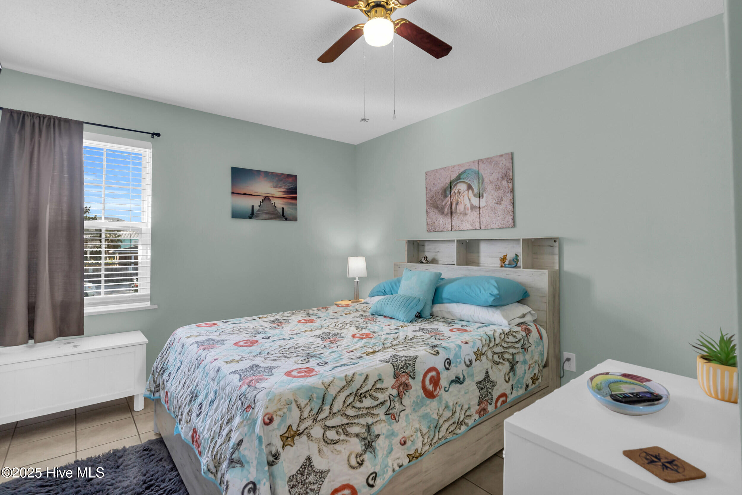 100542449 | Photo 17