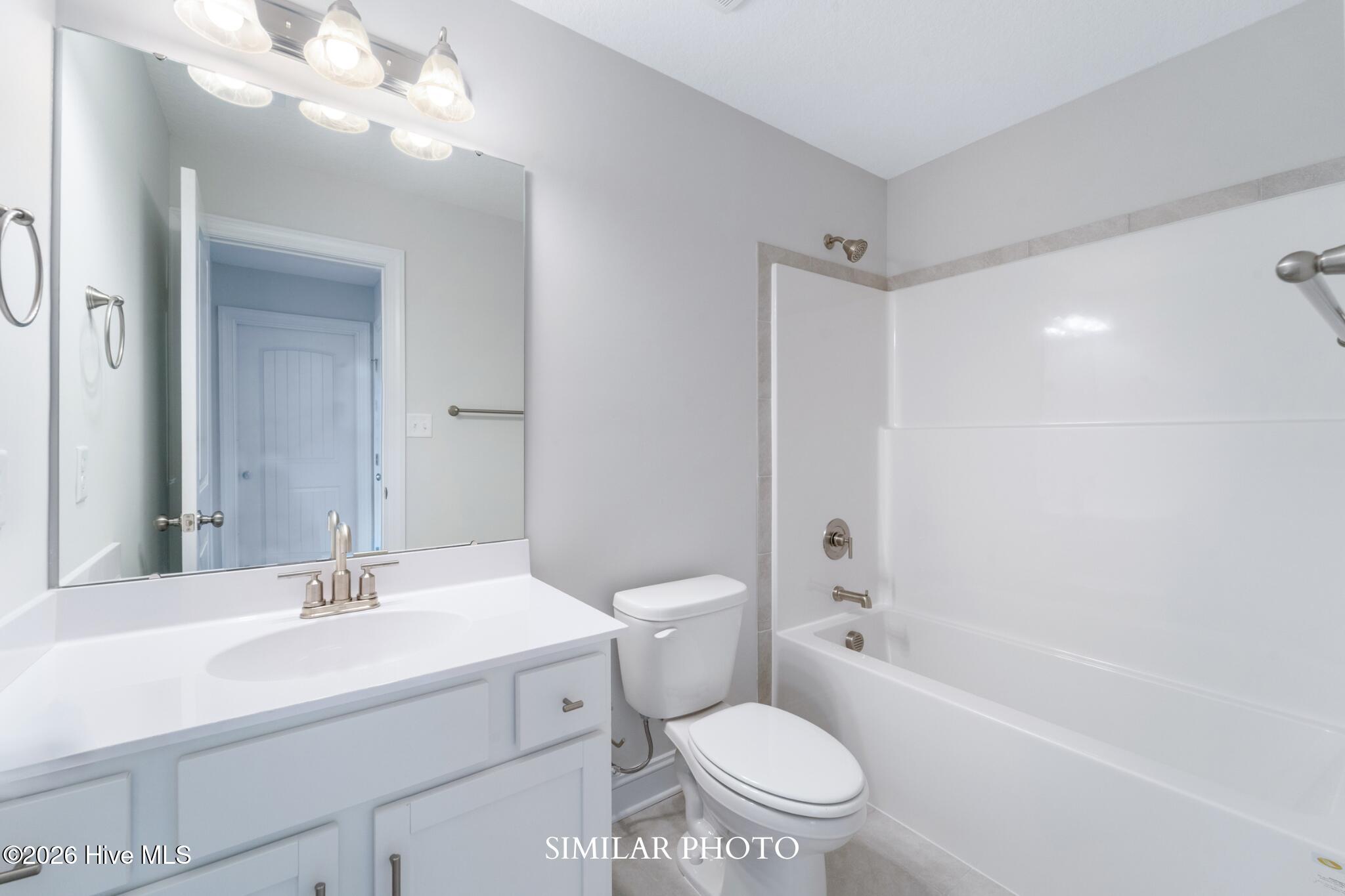 100561344 | Photo 25