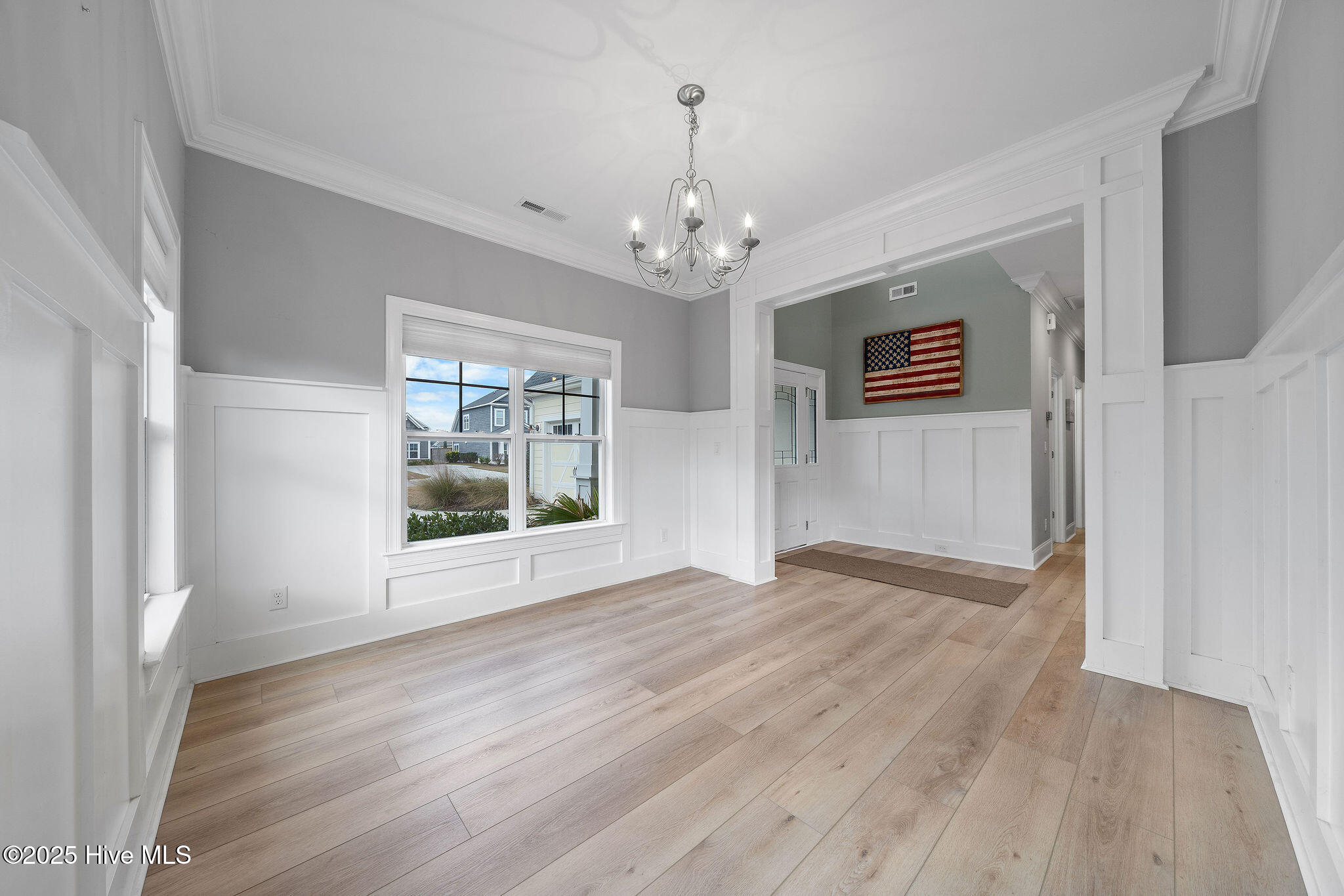 100564106 | Photo 11