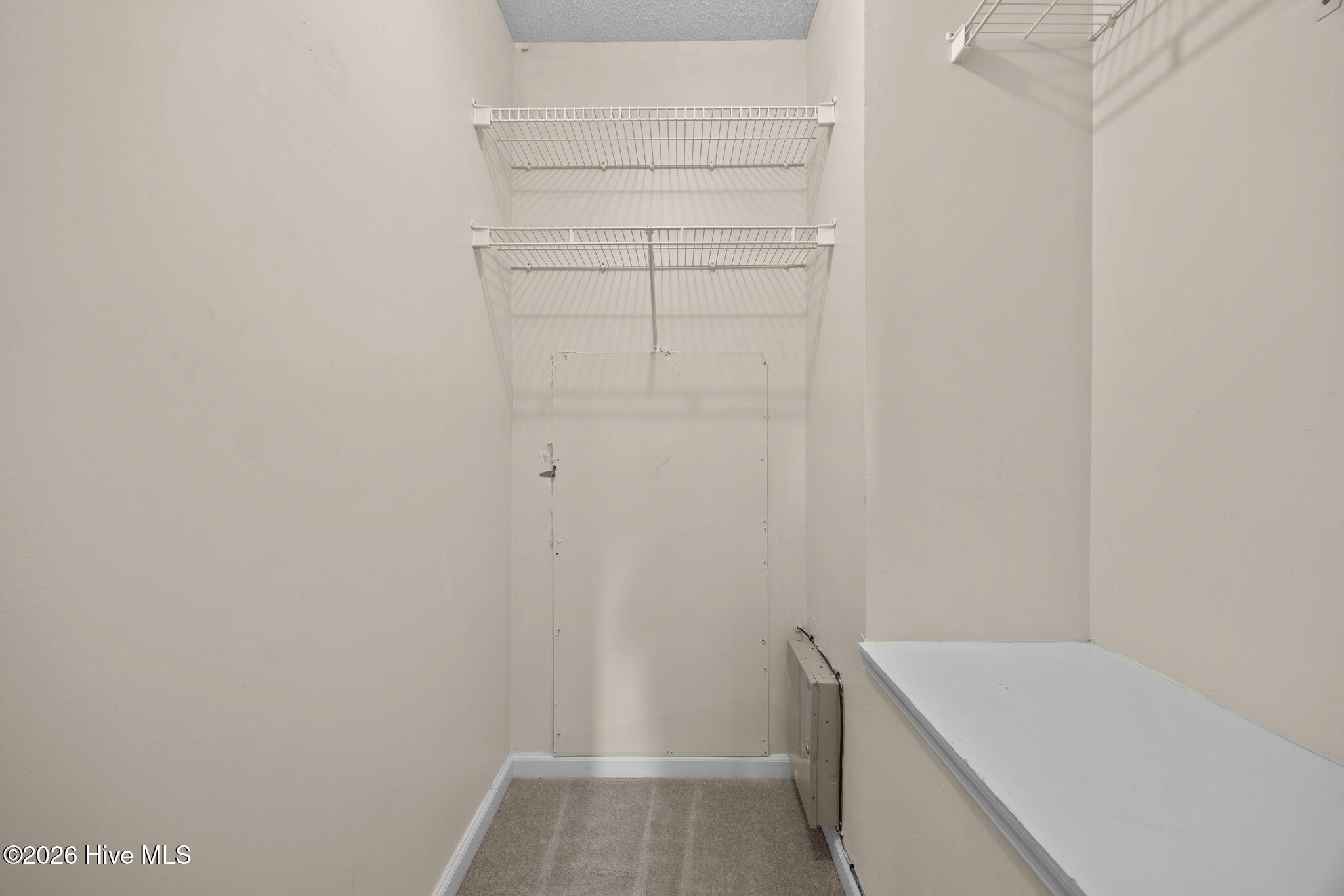 100549500 | Photo 27