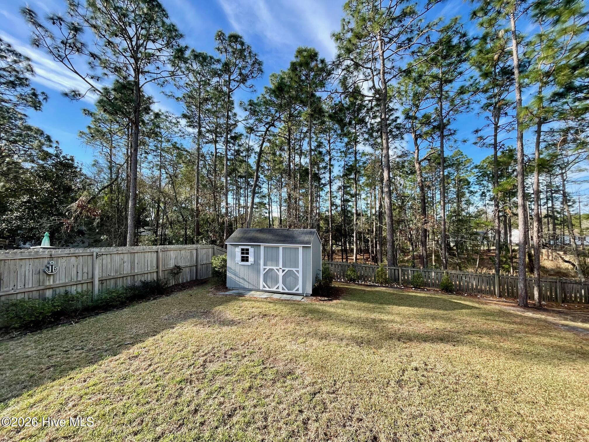 100560994 | Photo 23