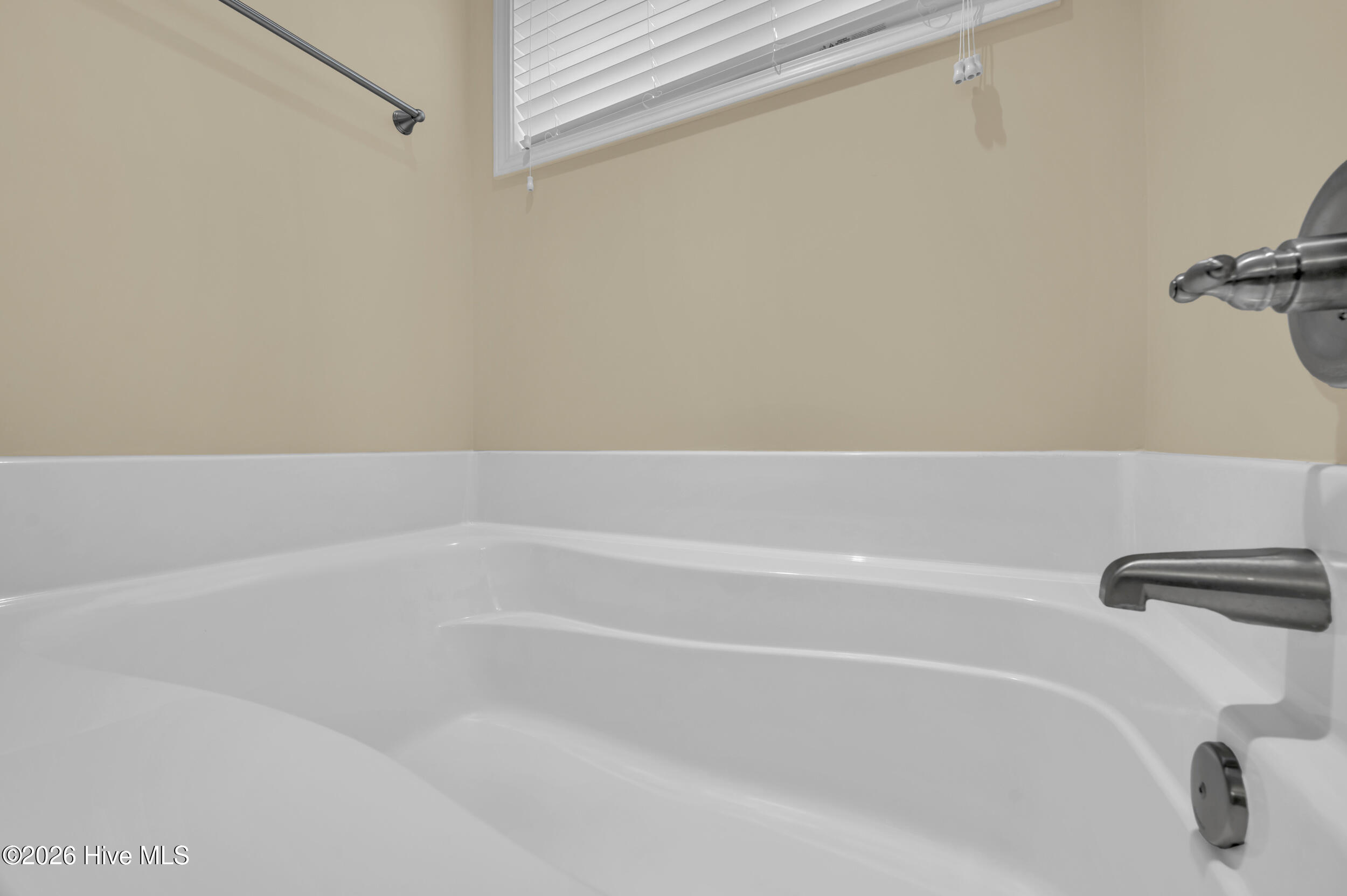 100547452 | Photo 22