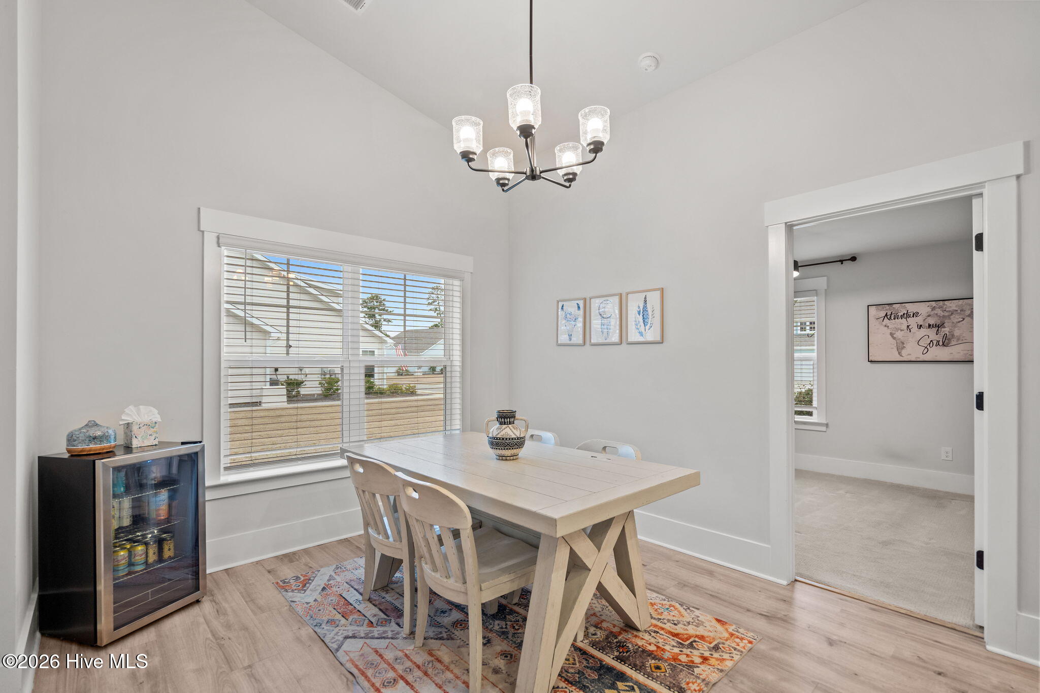 100558026 | Photo 43