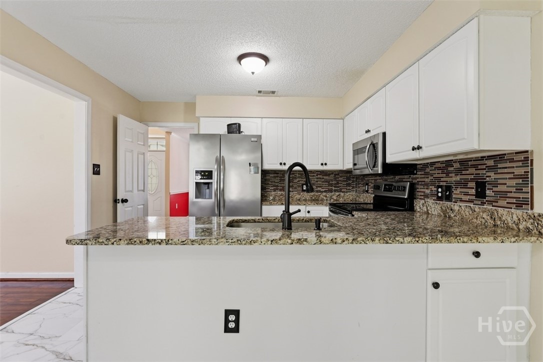 14 Sandy Pond Court, Savannah, GA 31419 Listing Photo  9