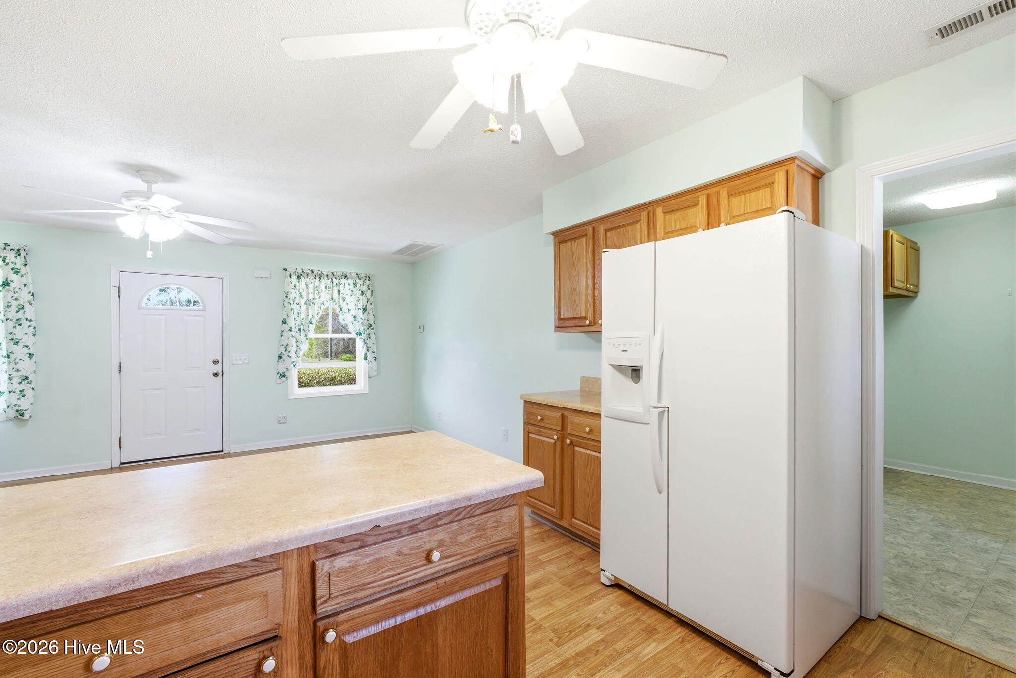 100564693 | Photo 12