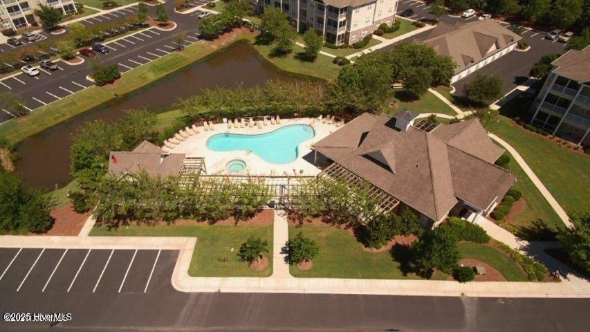 100532415 | Photo 42